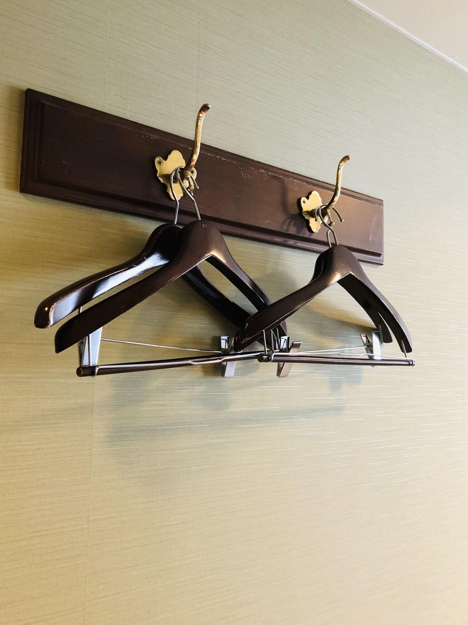 Double Queen Size Bed