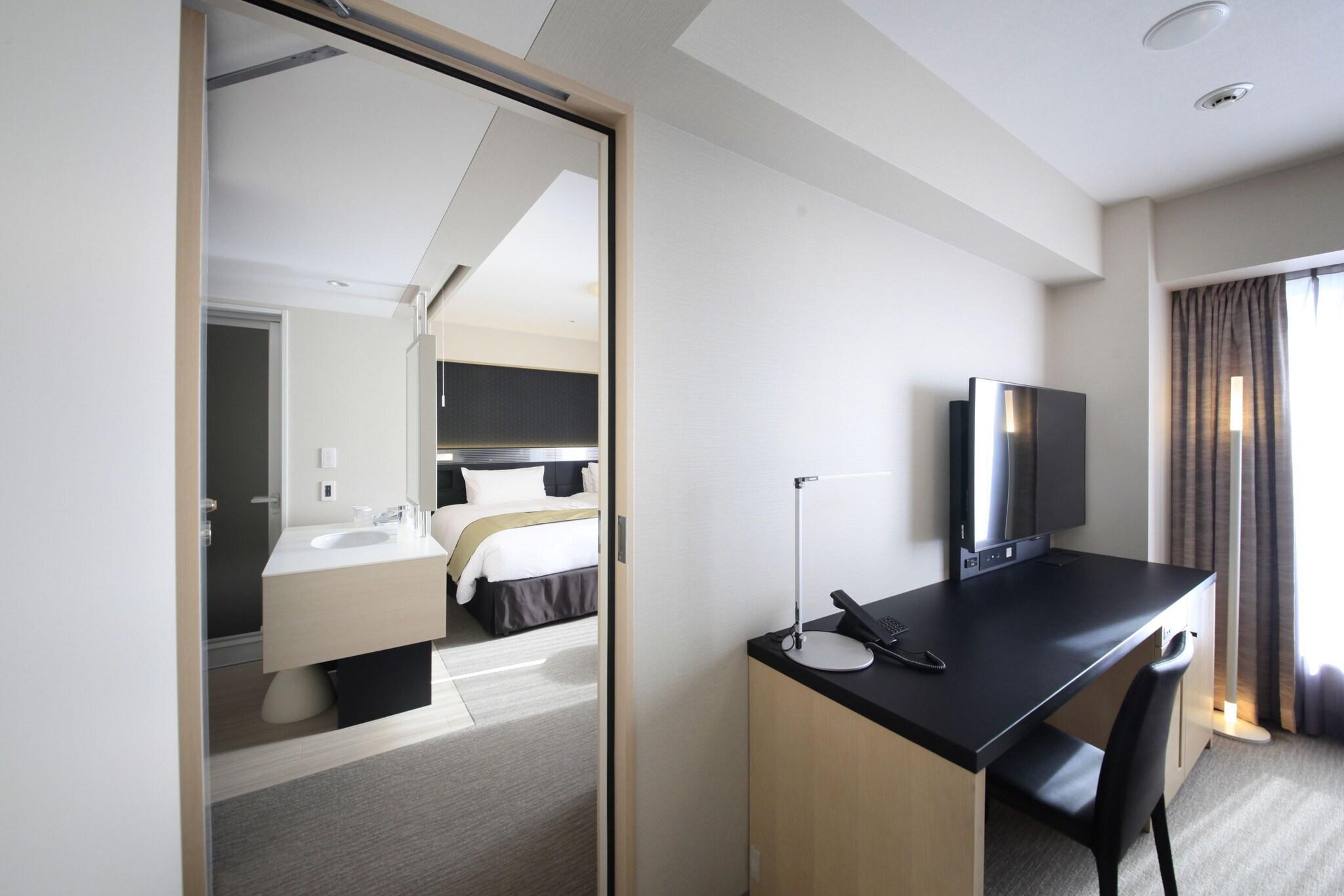 Triple Superior Non Smoking