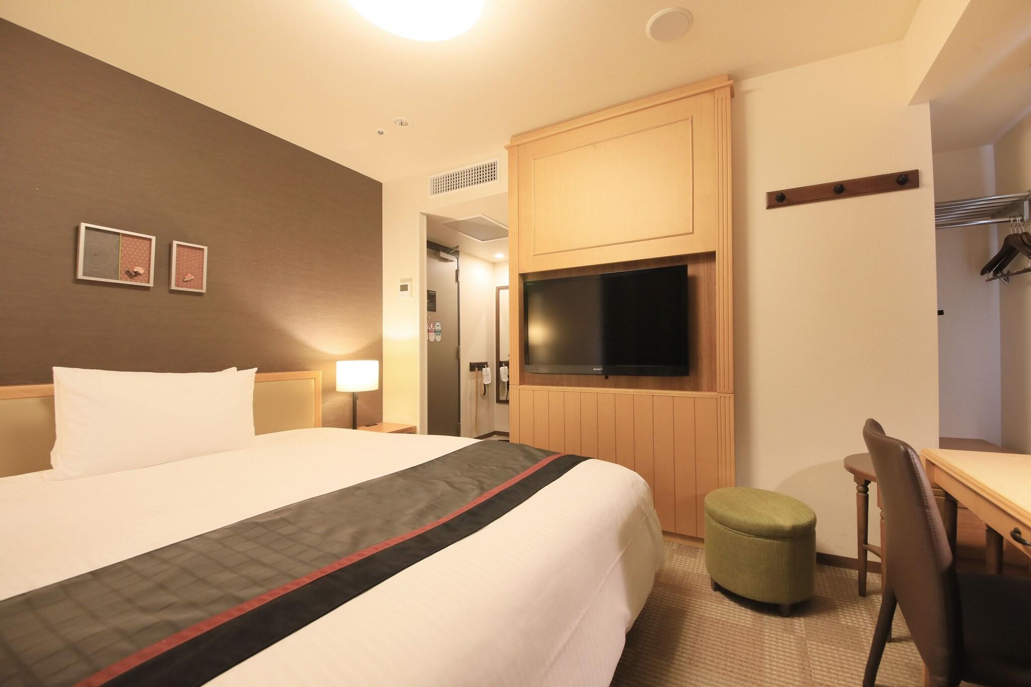 Single with Views Non Smoking