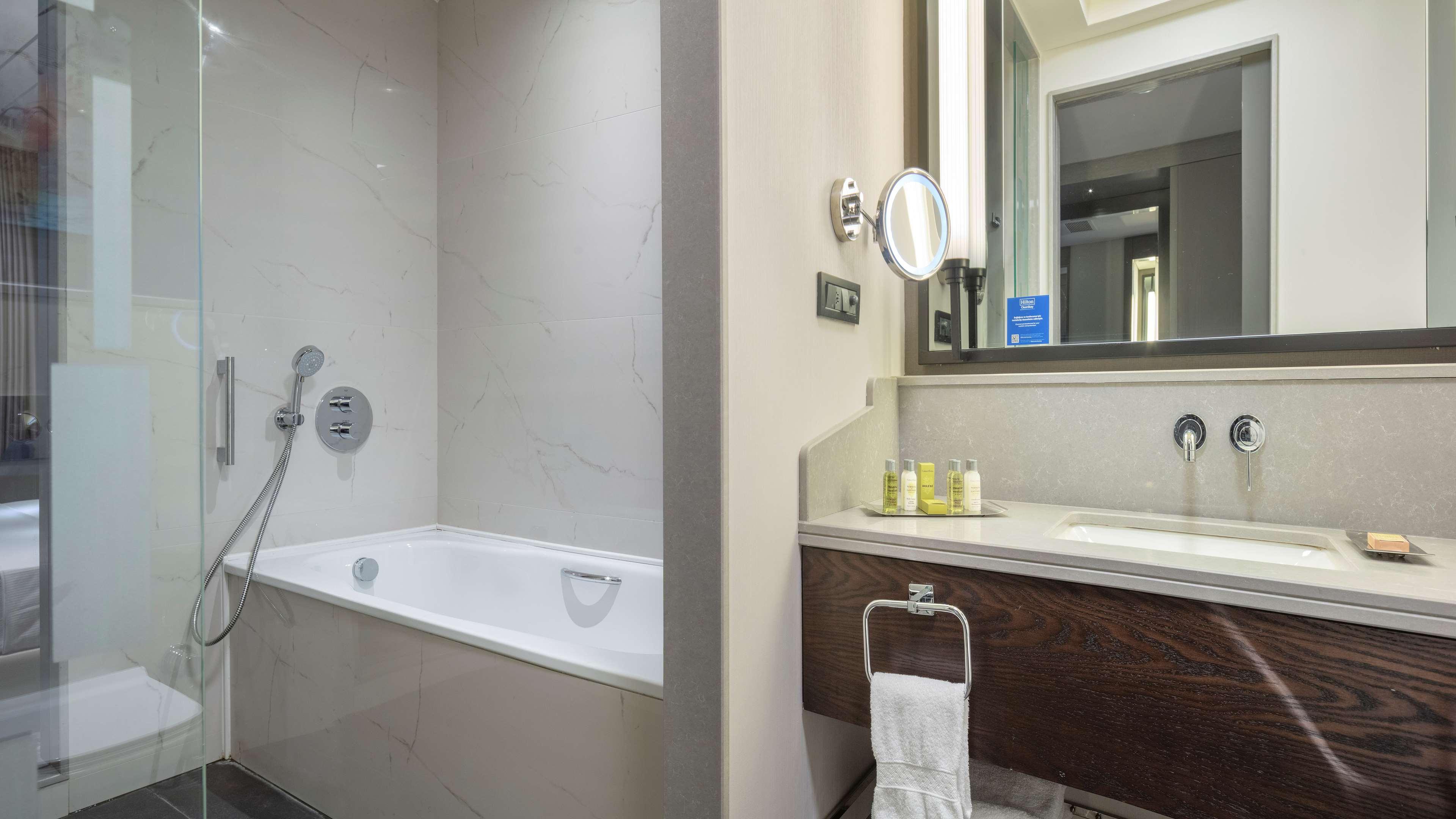 Room Guest Room Sea View