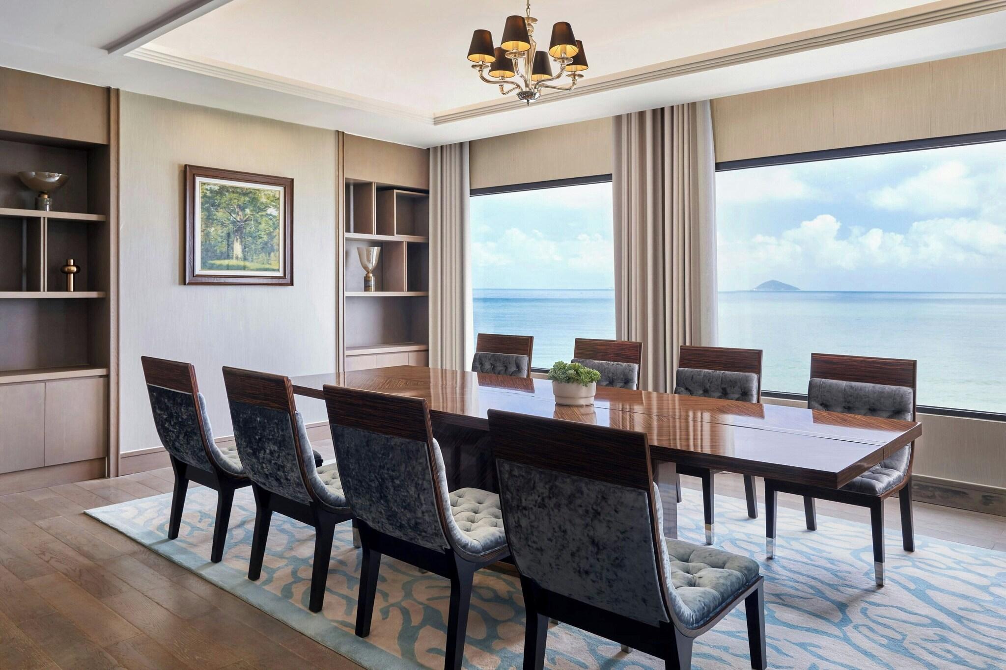 Suite Presidential with Views