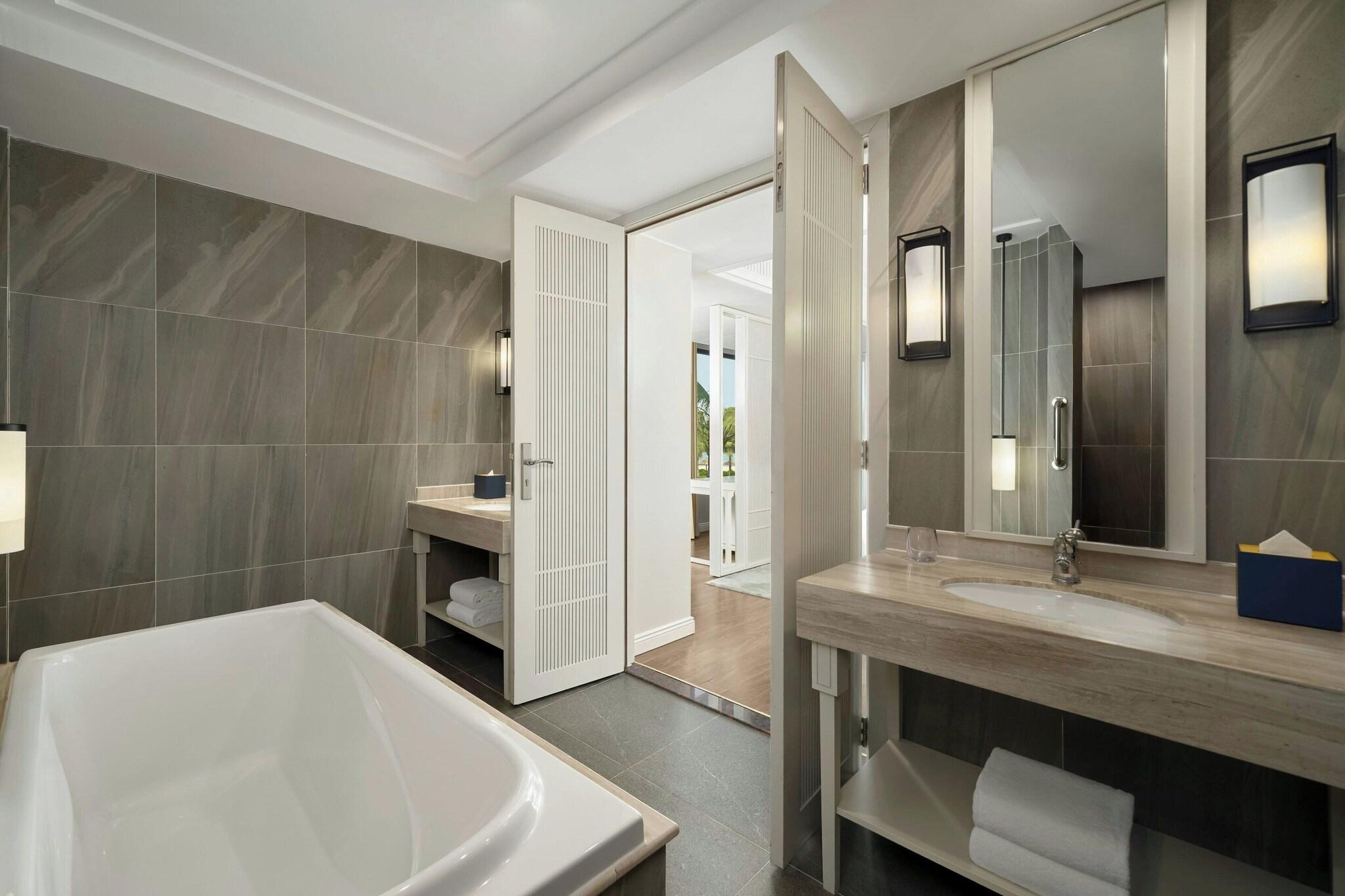 Villa Four Bedrooms with Private Pool