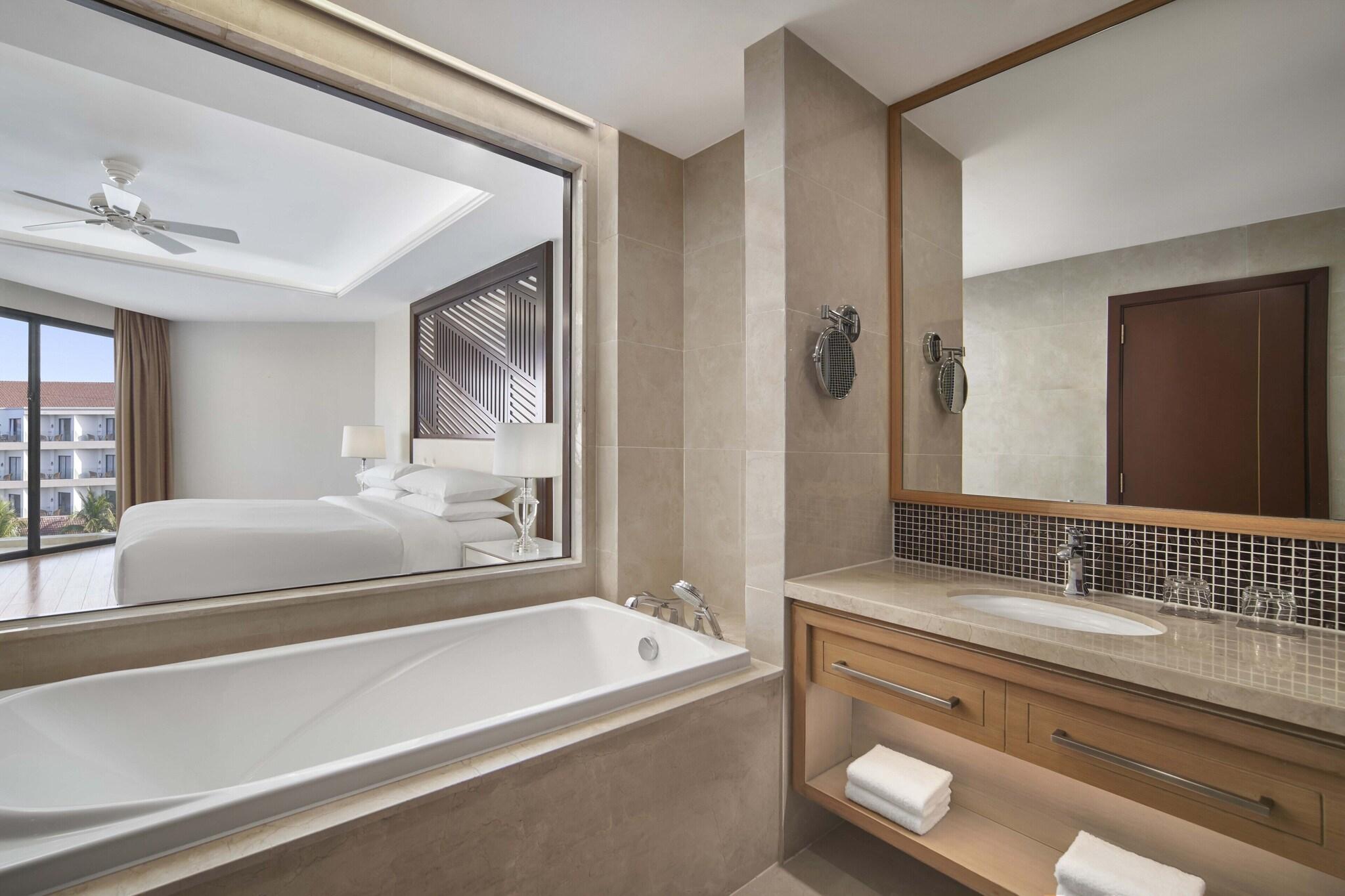 Twin Deluxe Garden View