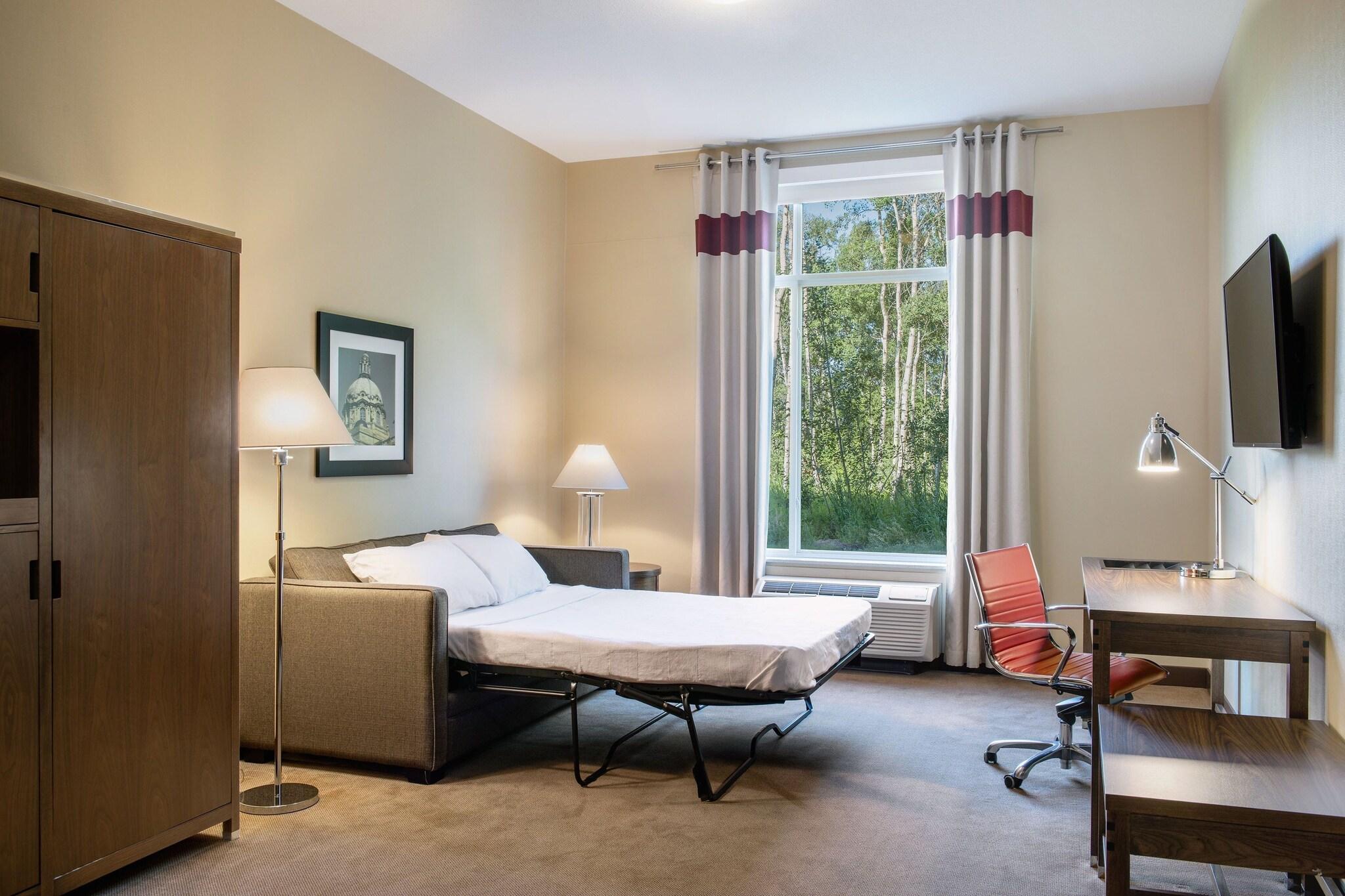 Suite King Bed One Bedroom 