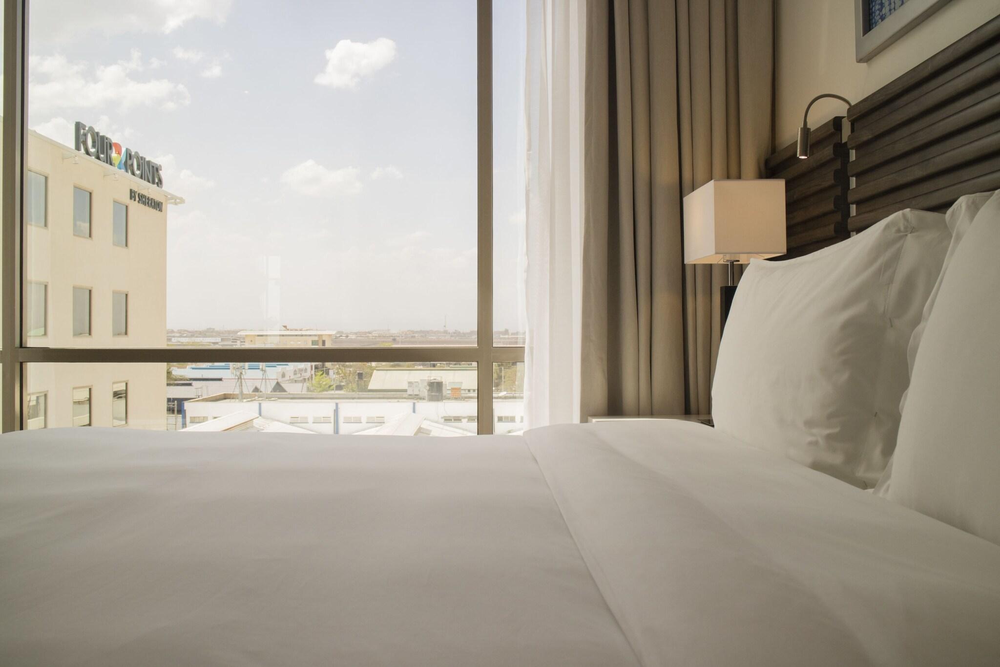 Double Deluxe King Bed