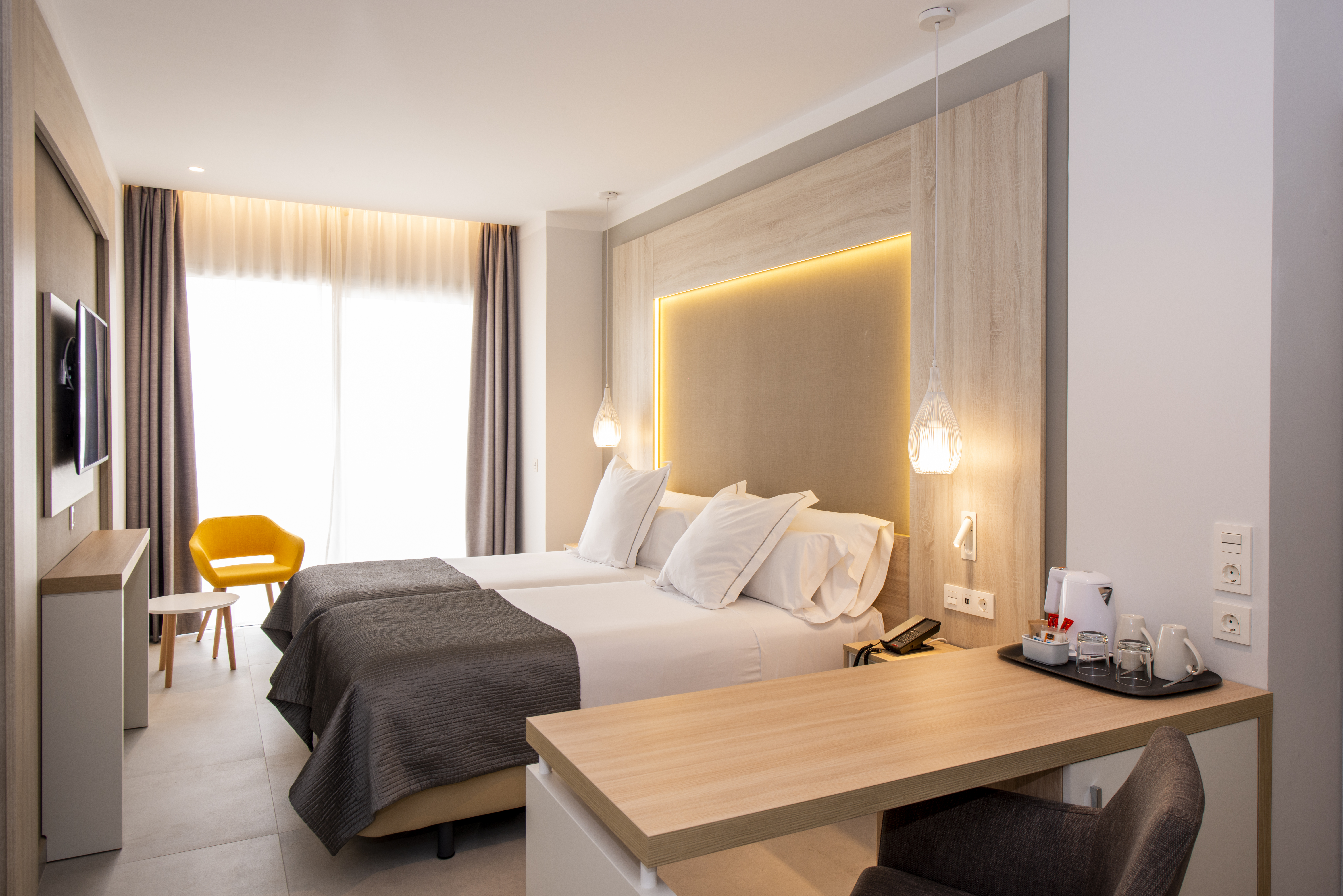 Double Single Superior