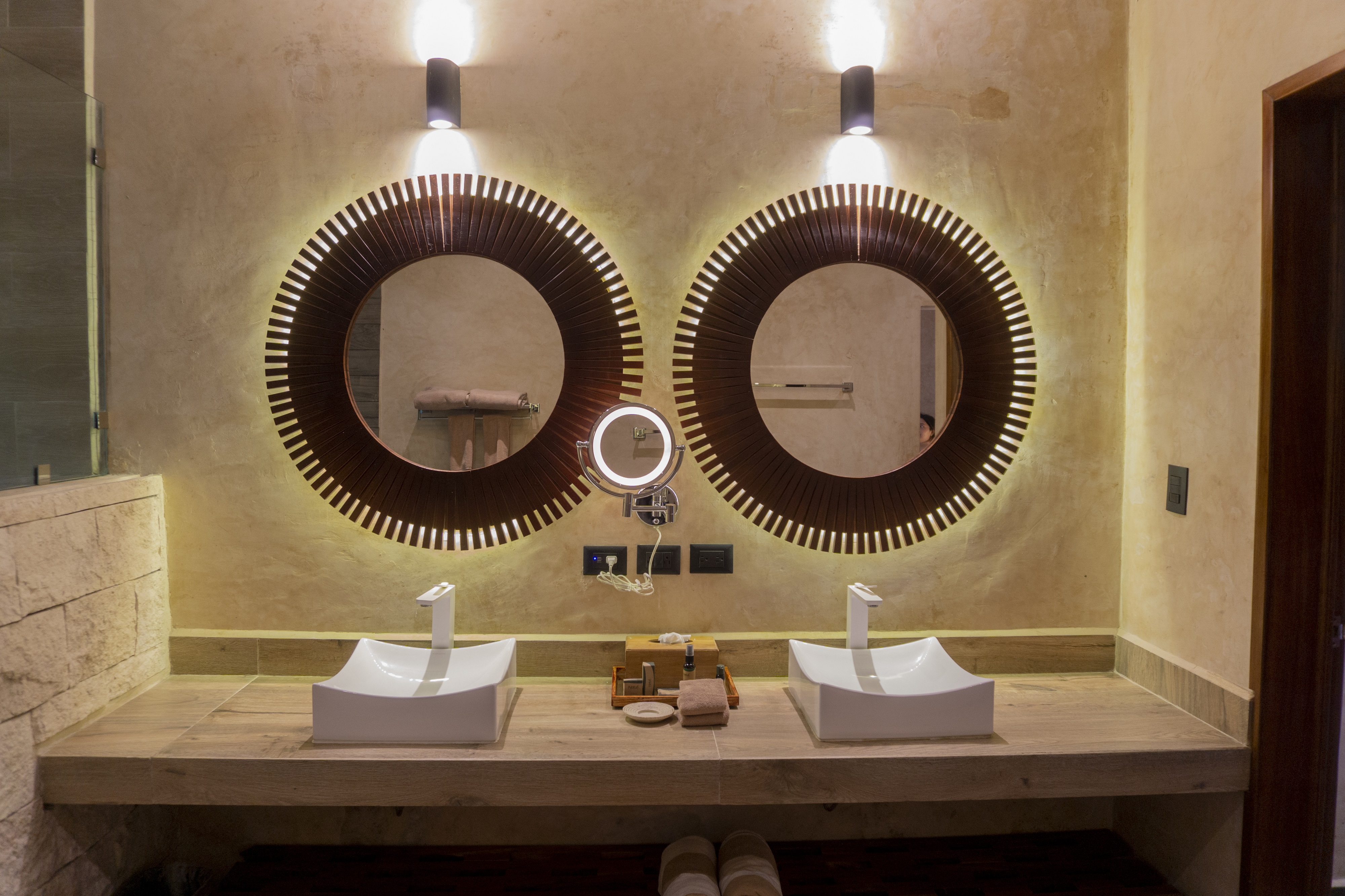 Villa Two Queen Beds