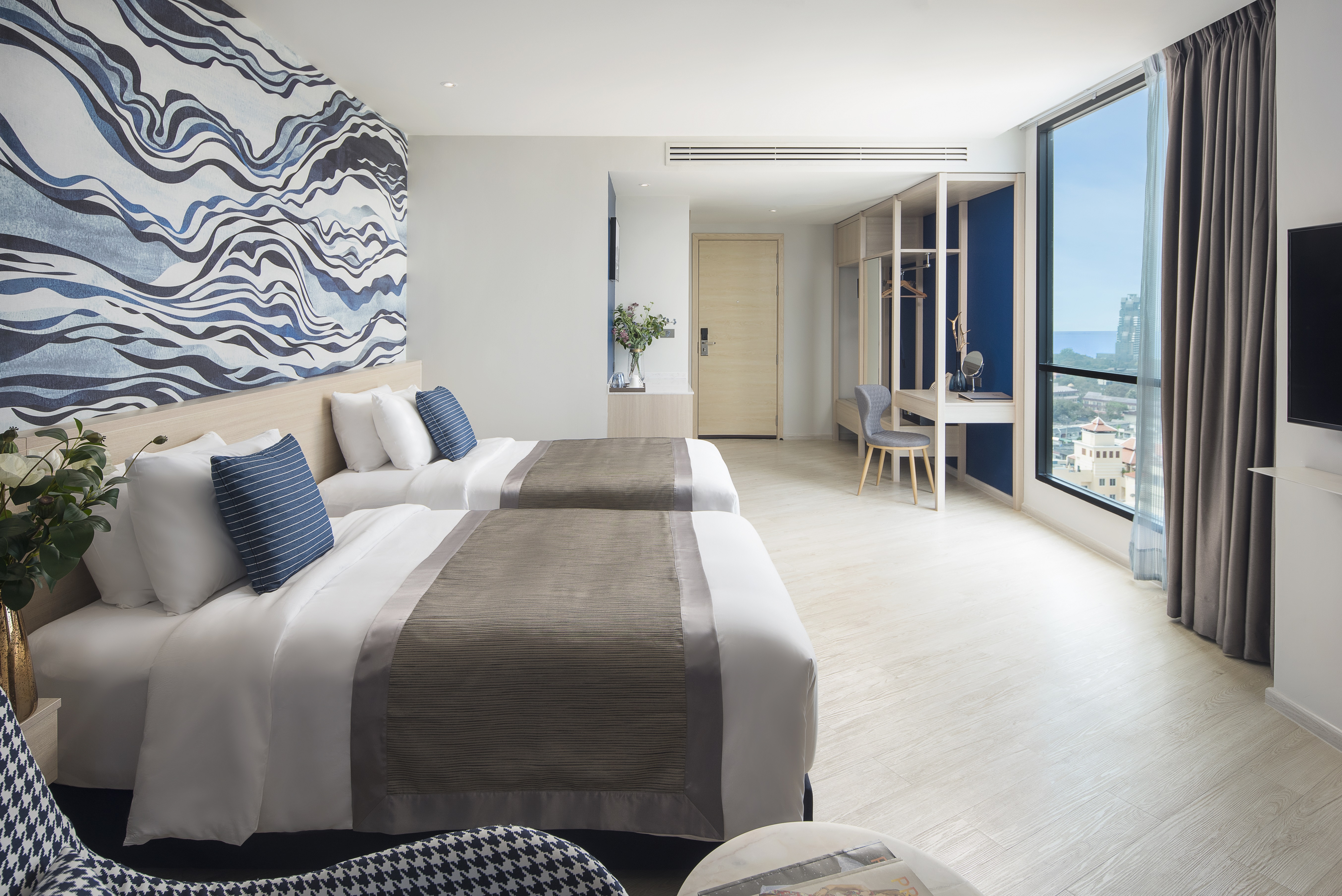 Double or Twin Deluxe Sea View