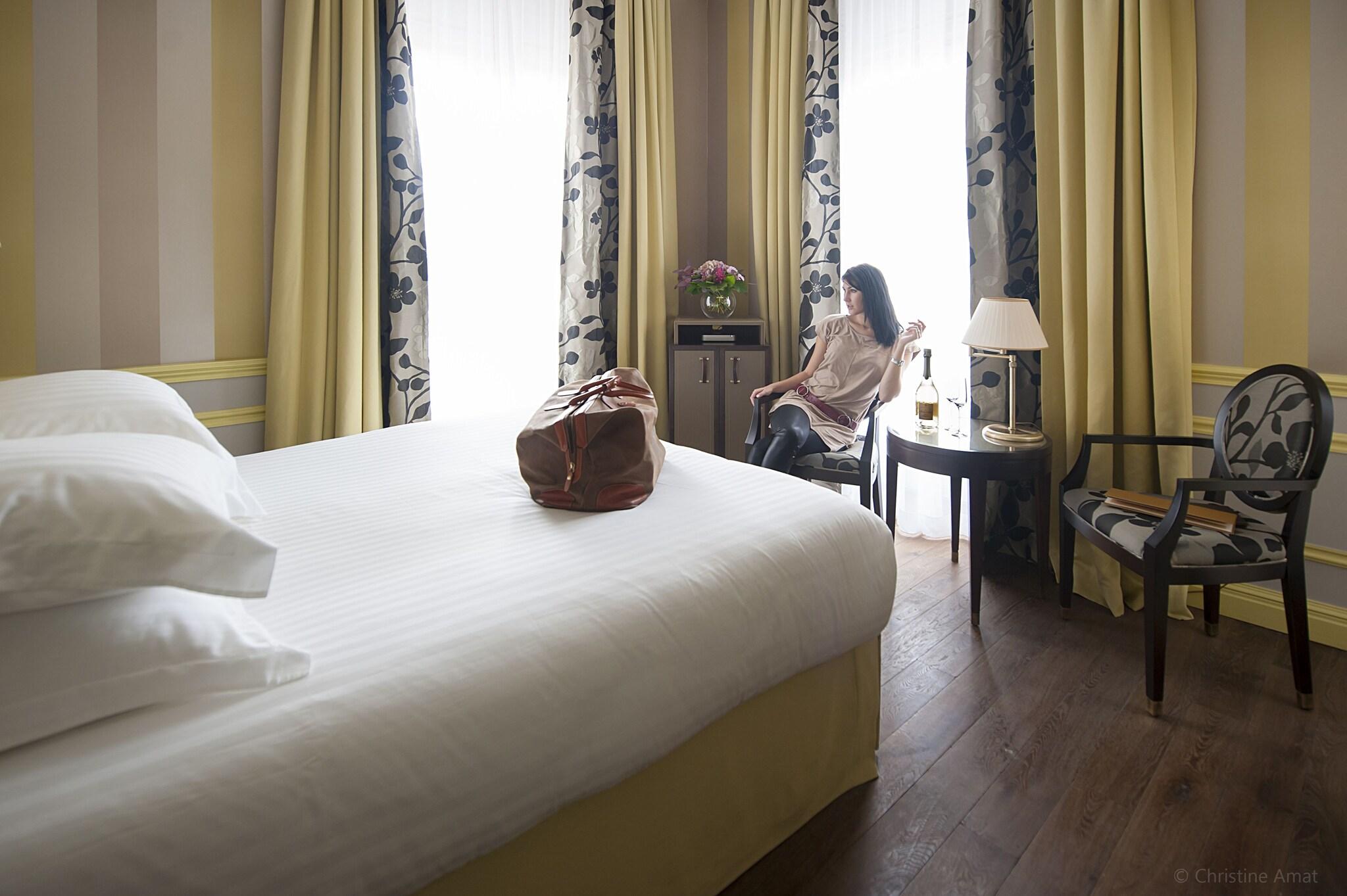 Double Superior Queen Bed