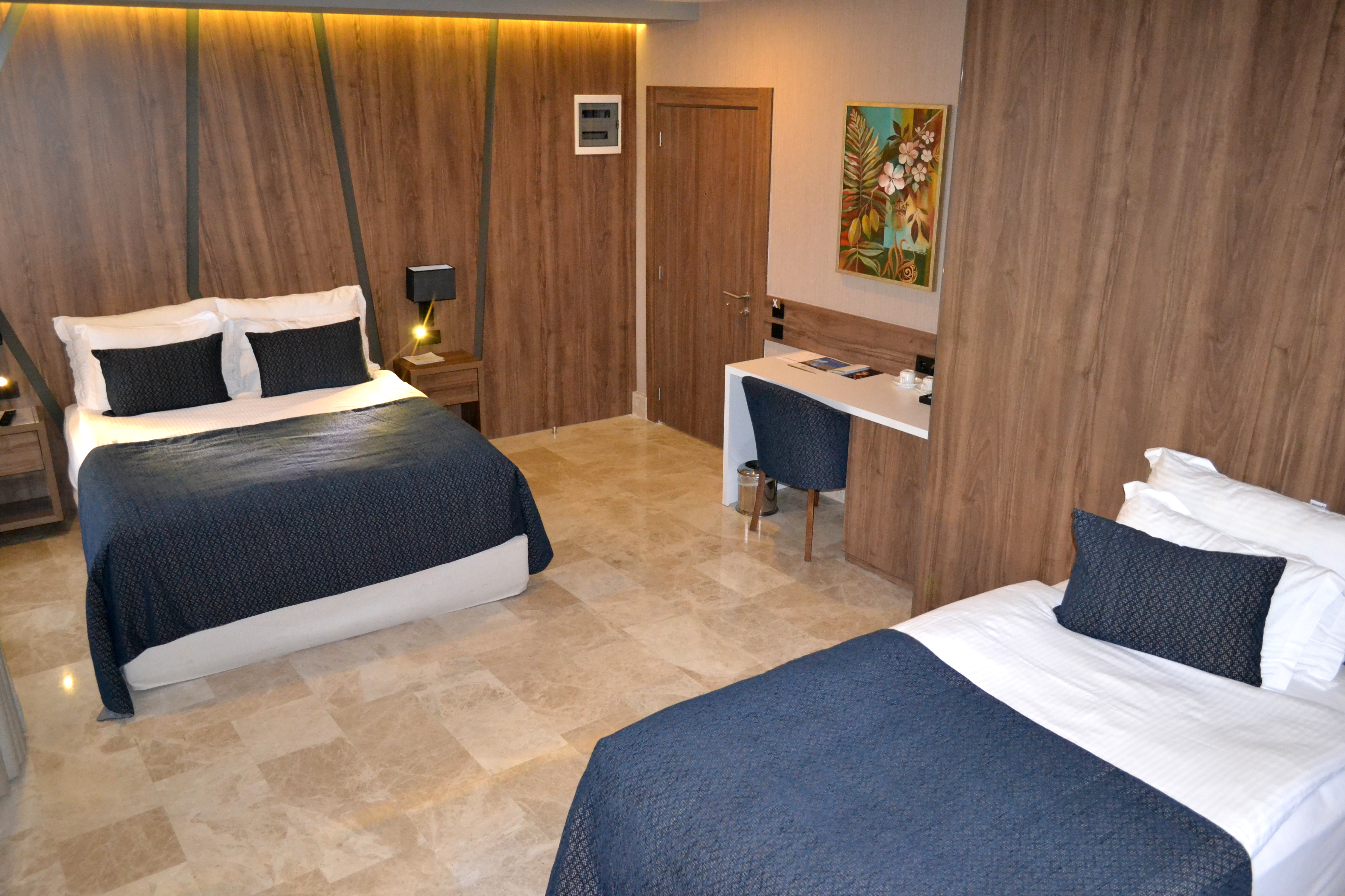 Family Room Capacity 3