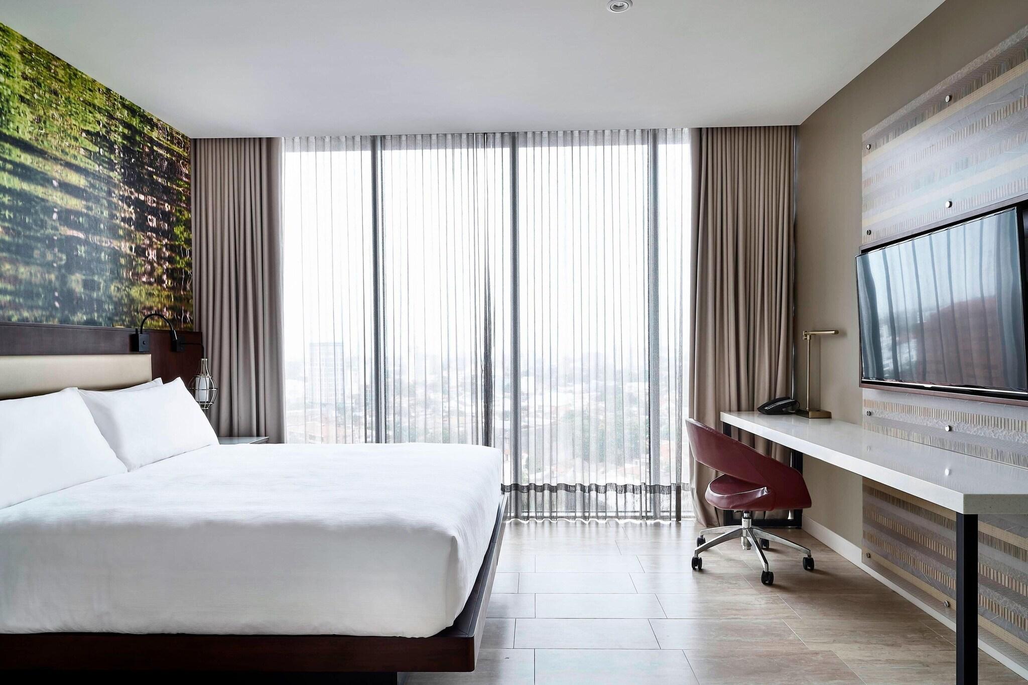 Double Classic King Bed