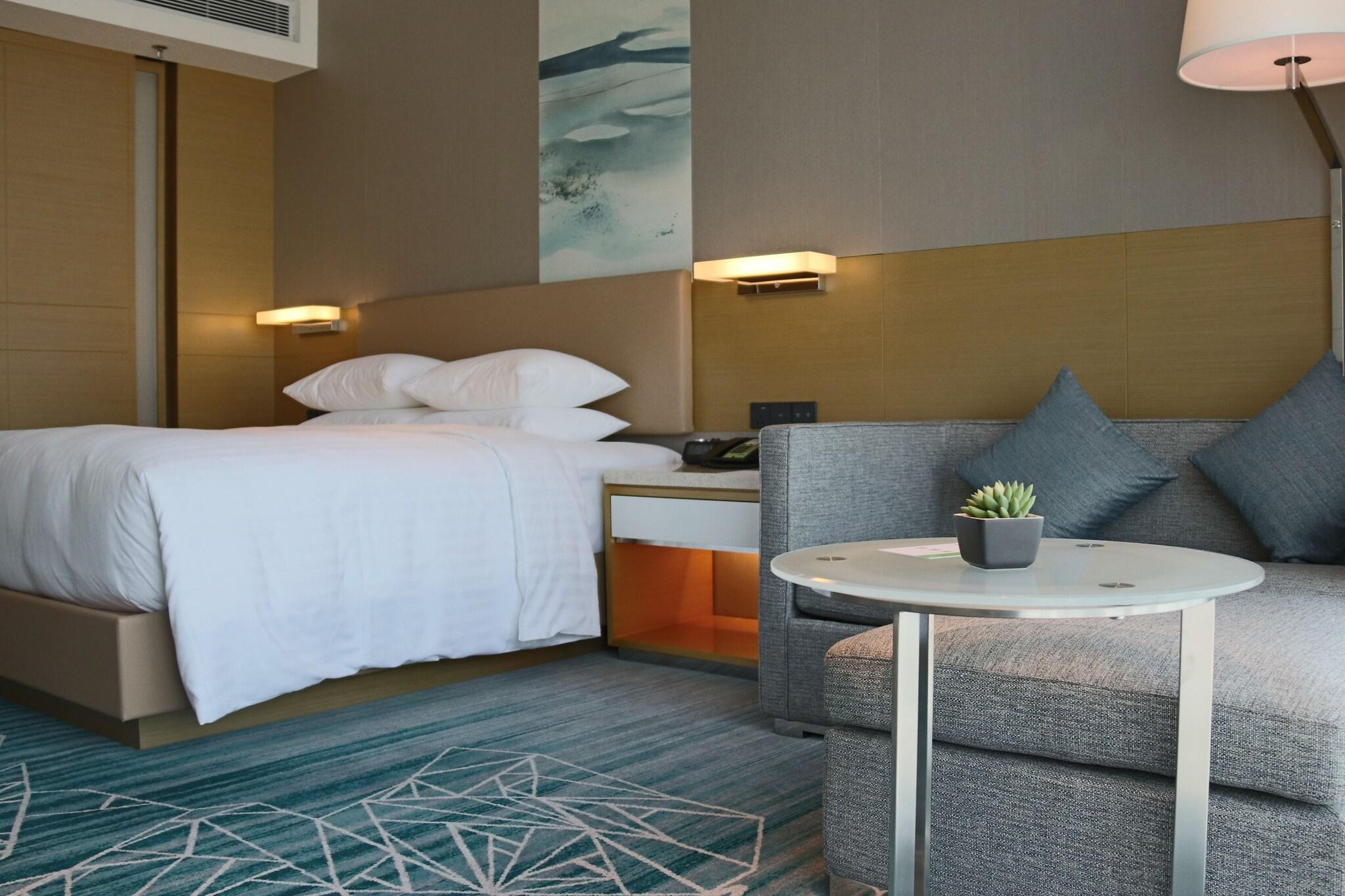 Double City View King Bed