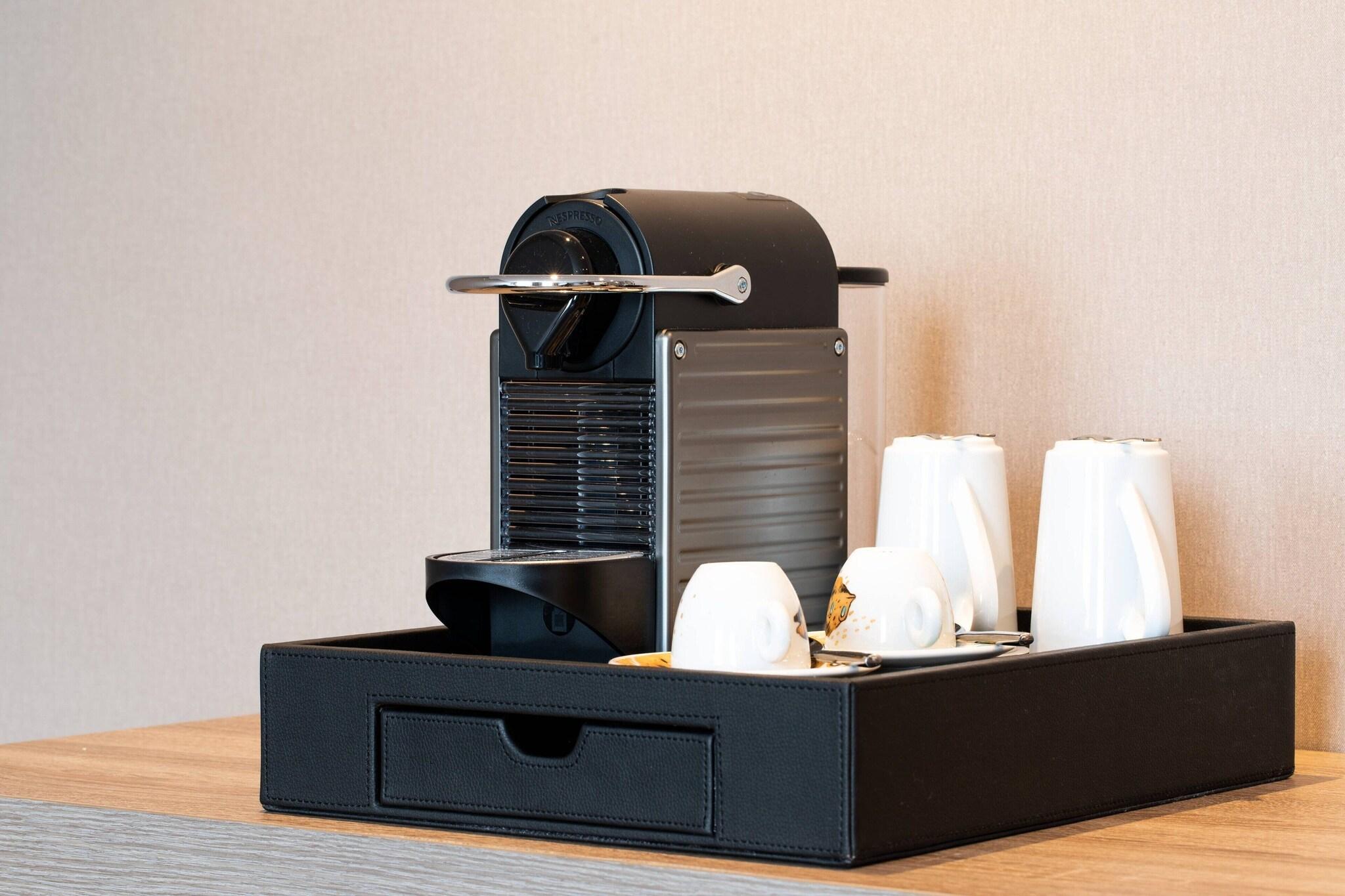 Junior Suite King Size Bed