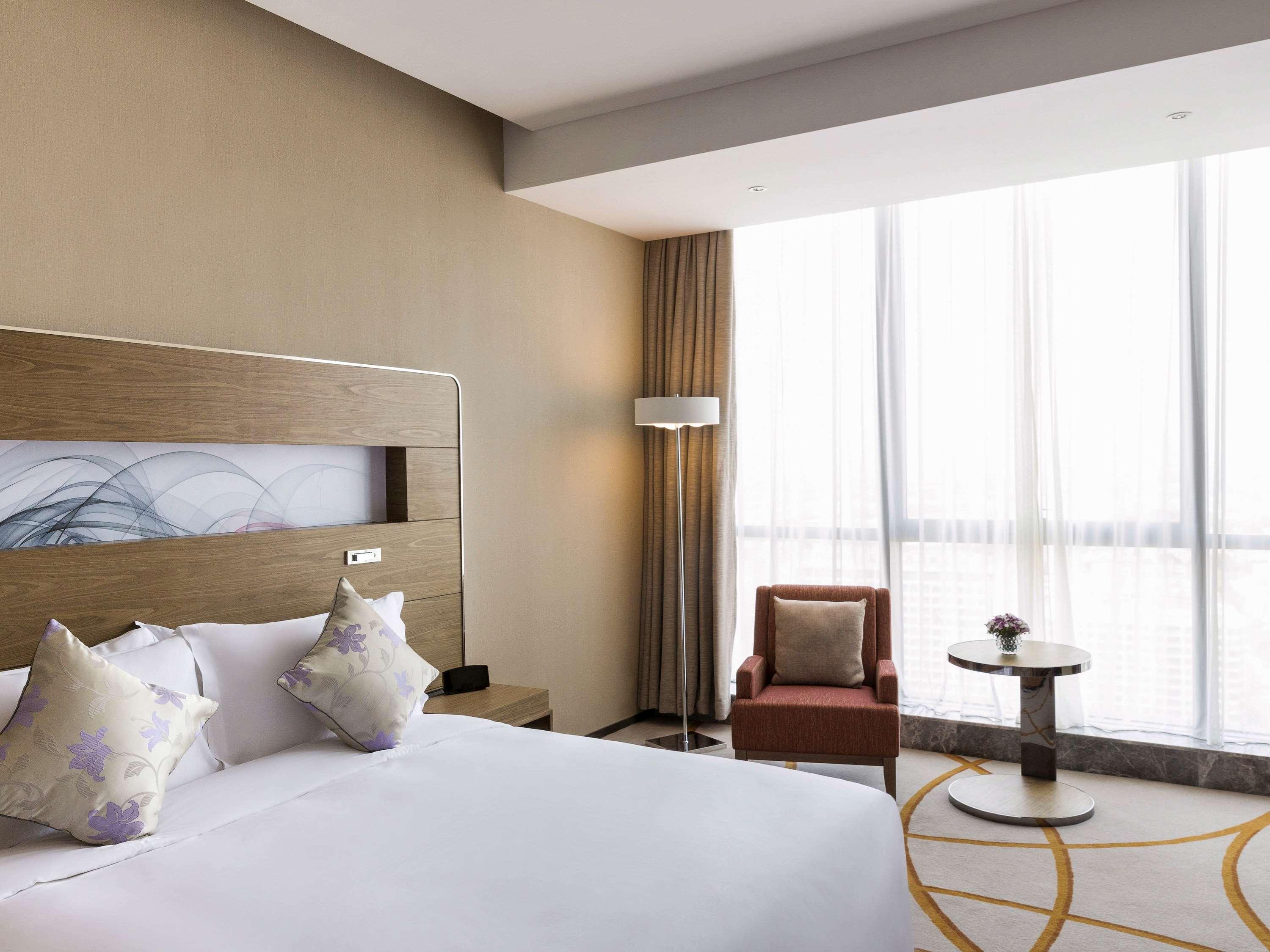 Double Executive King Bed