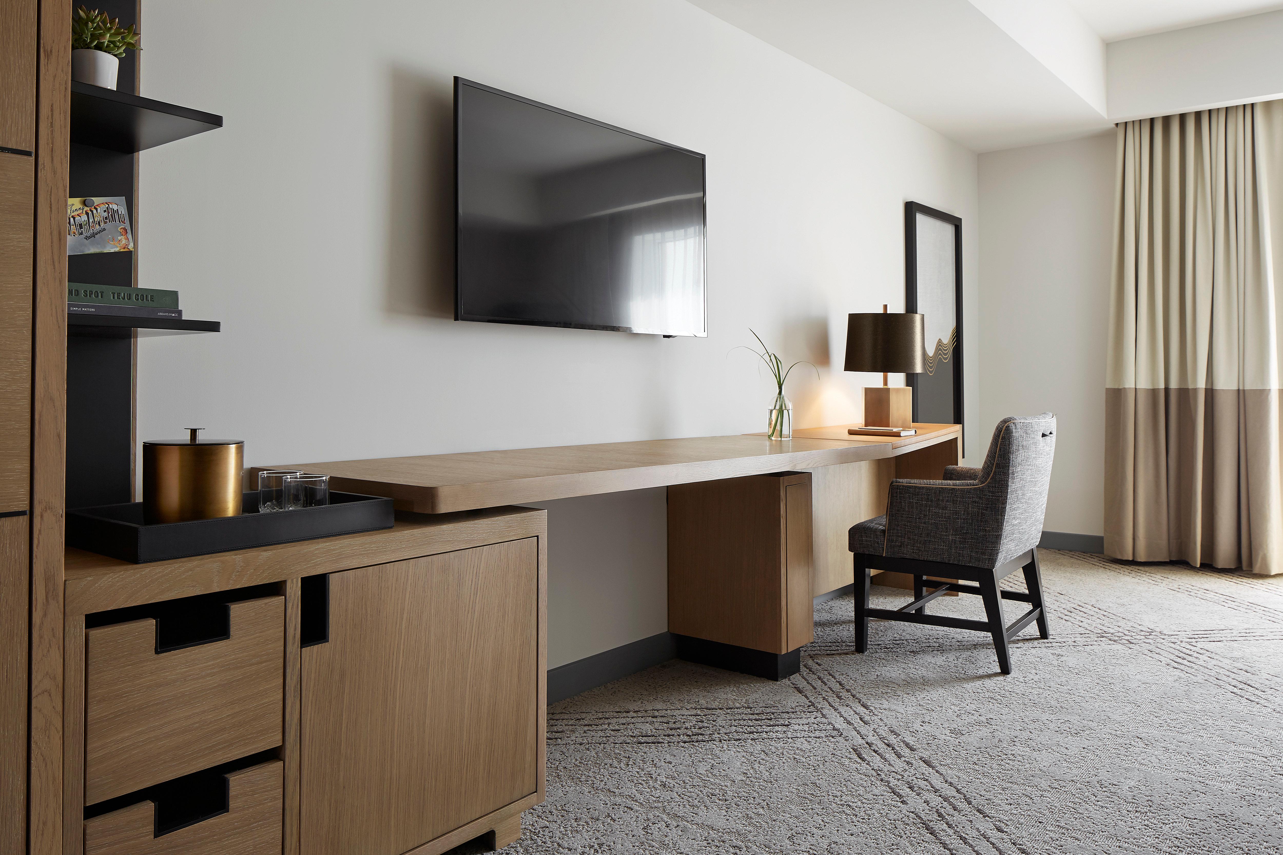 Room Premium King Bed