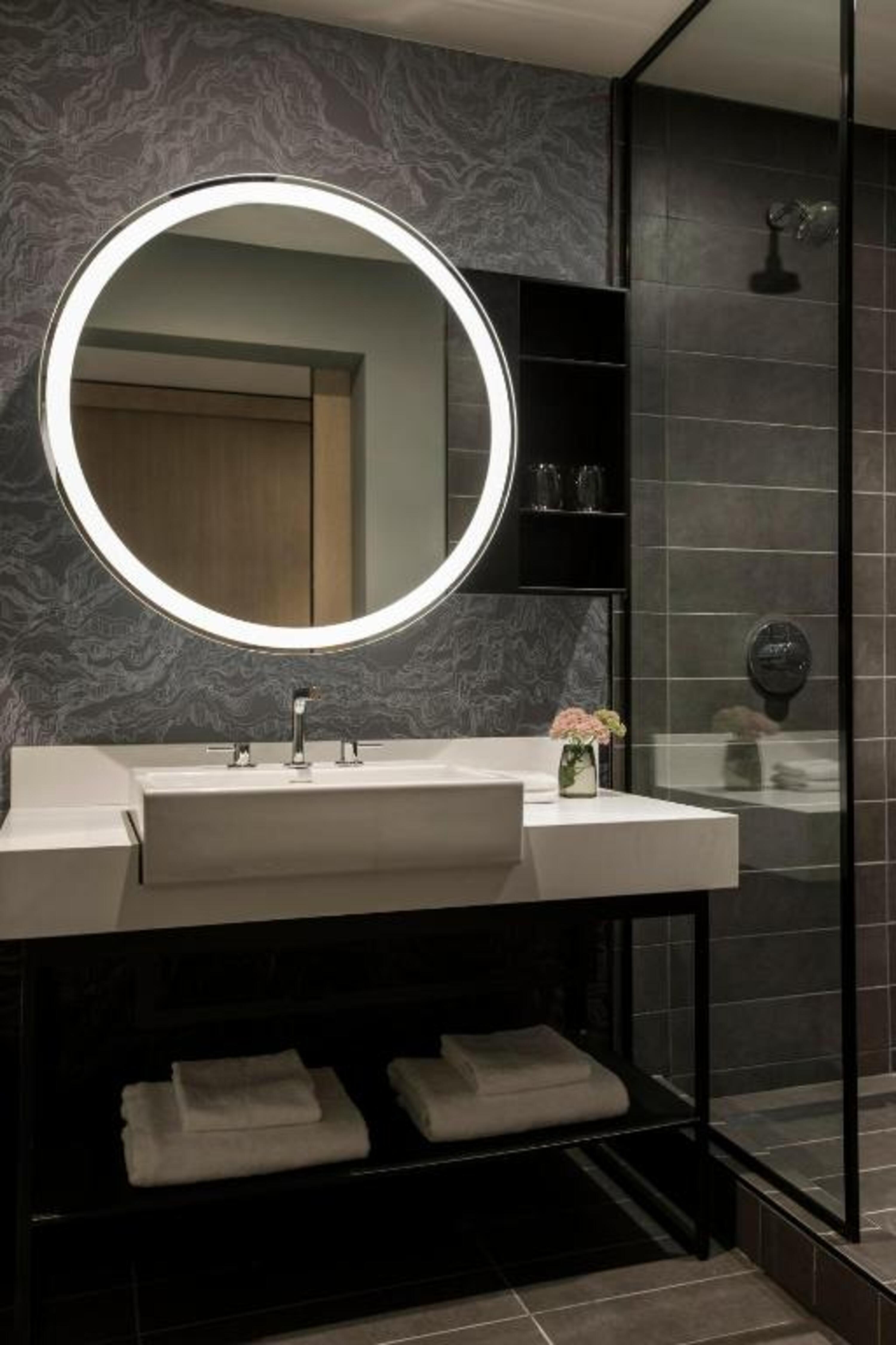 Room Two Queen Beds Premium