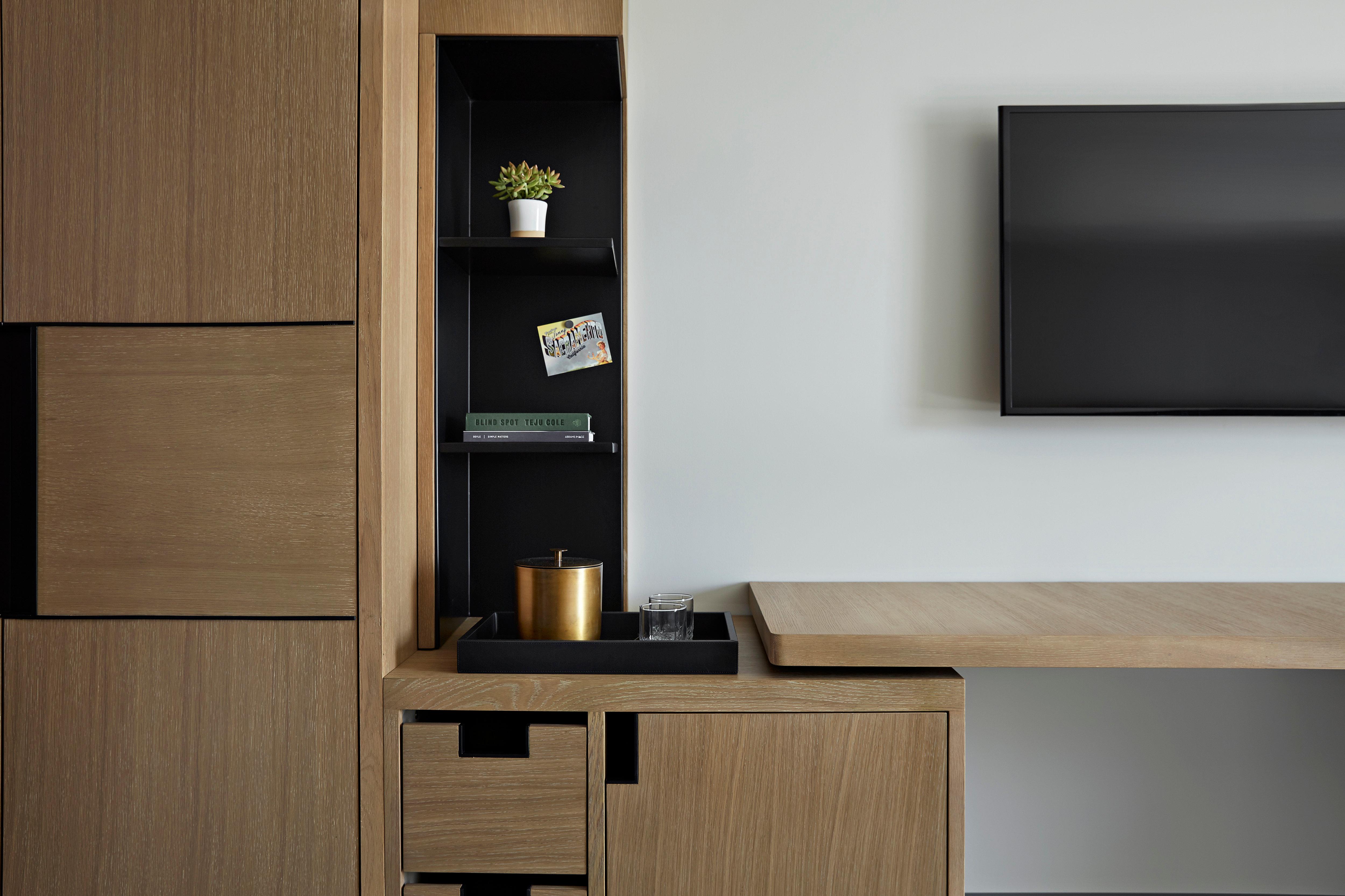 Double Two Queen Beds Premium