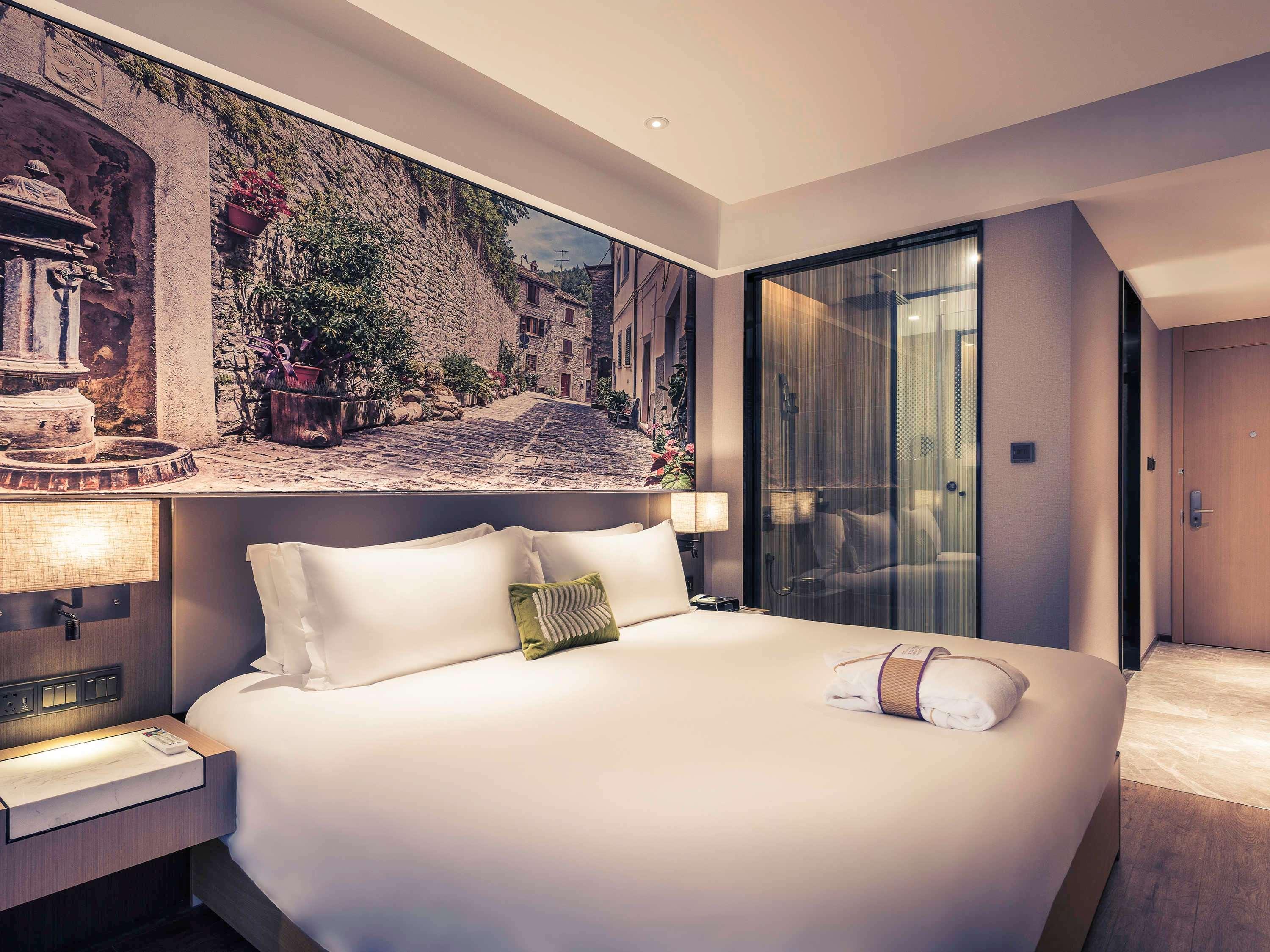 Double King Size Bed