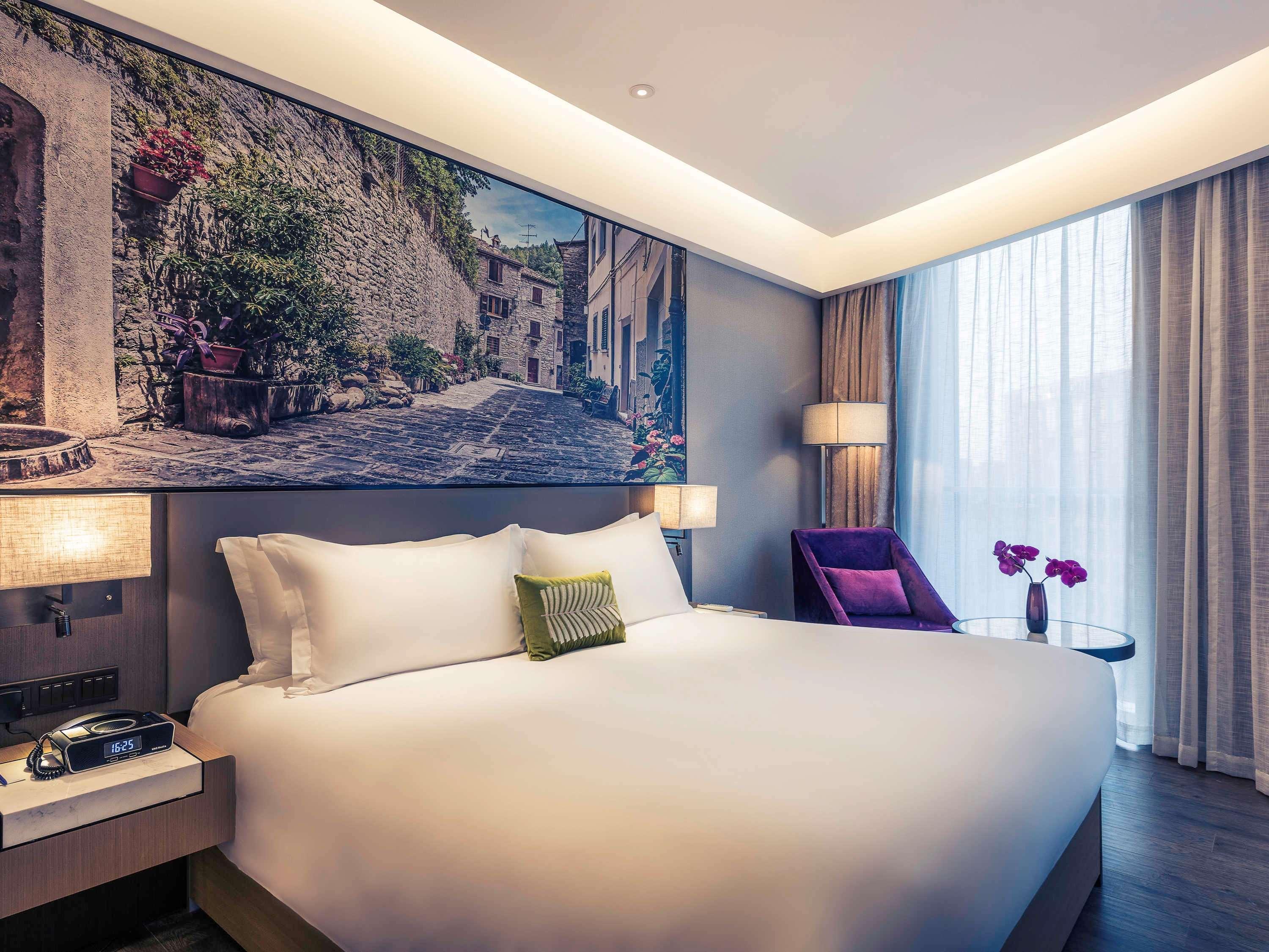 Double King Size Bed