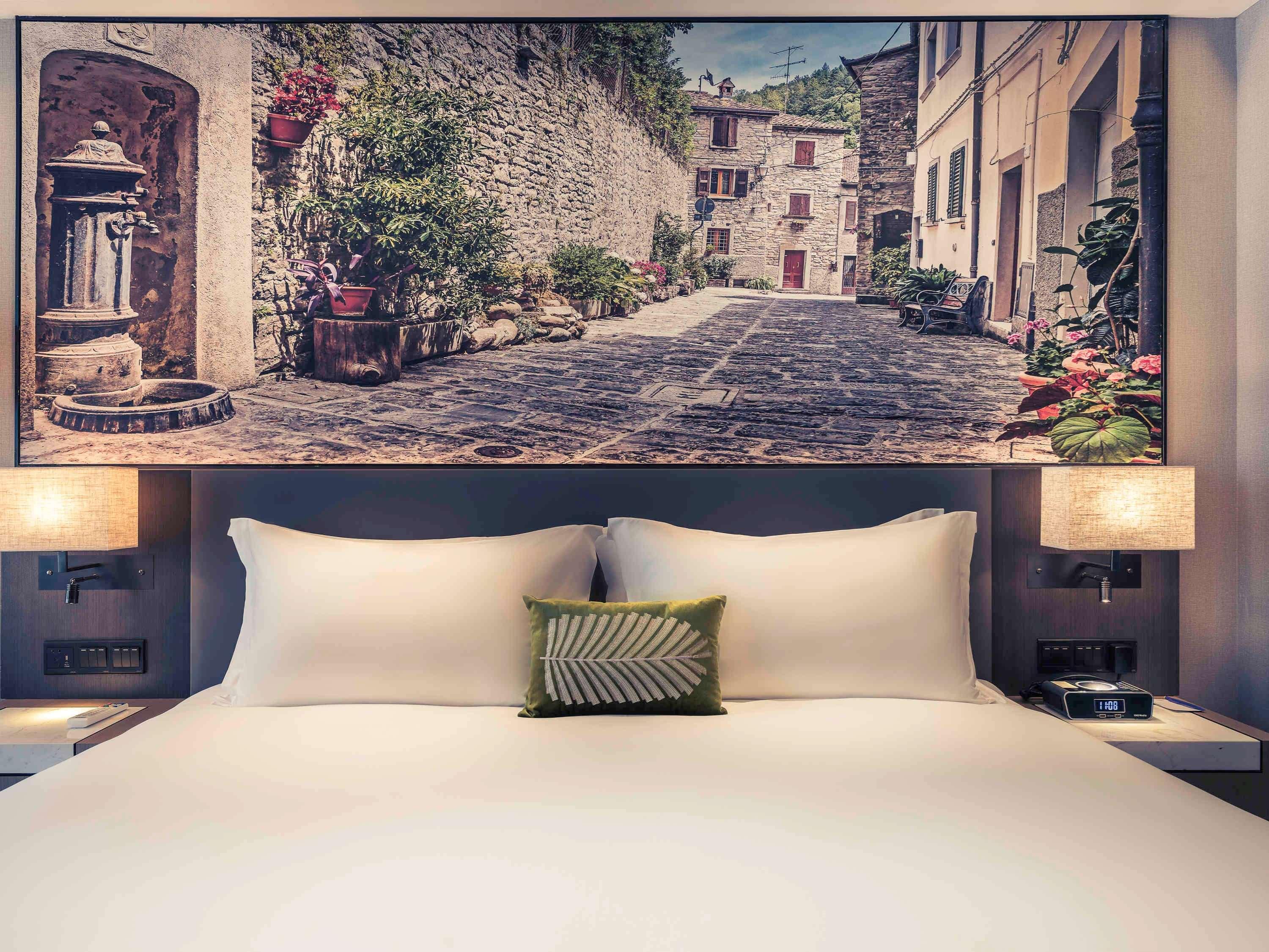 Double Deluxe King Bed