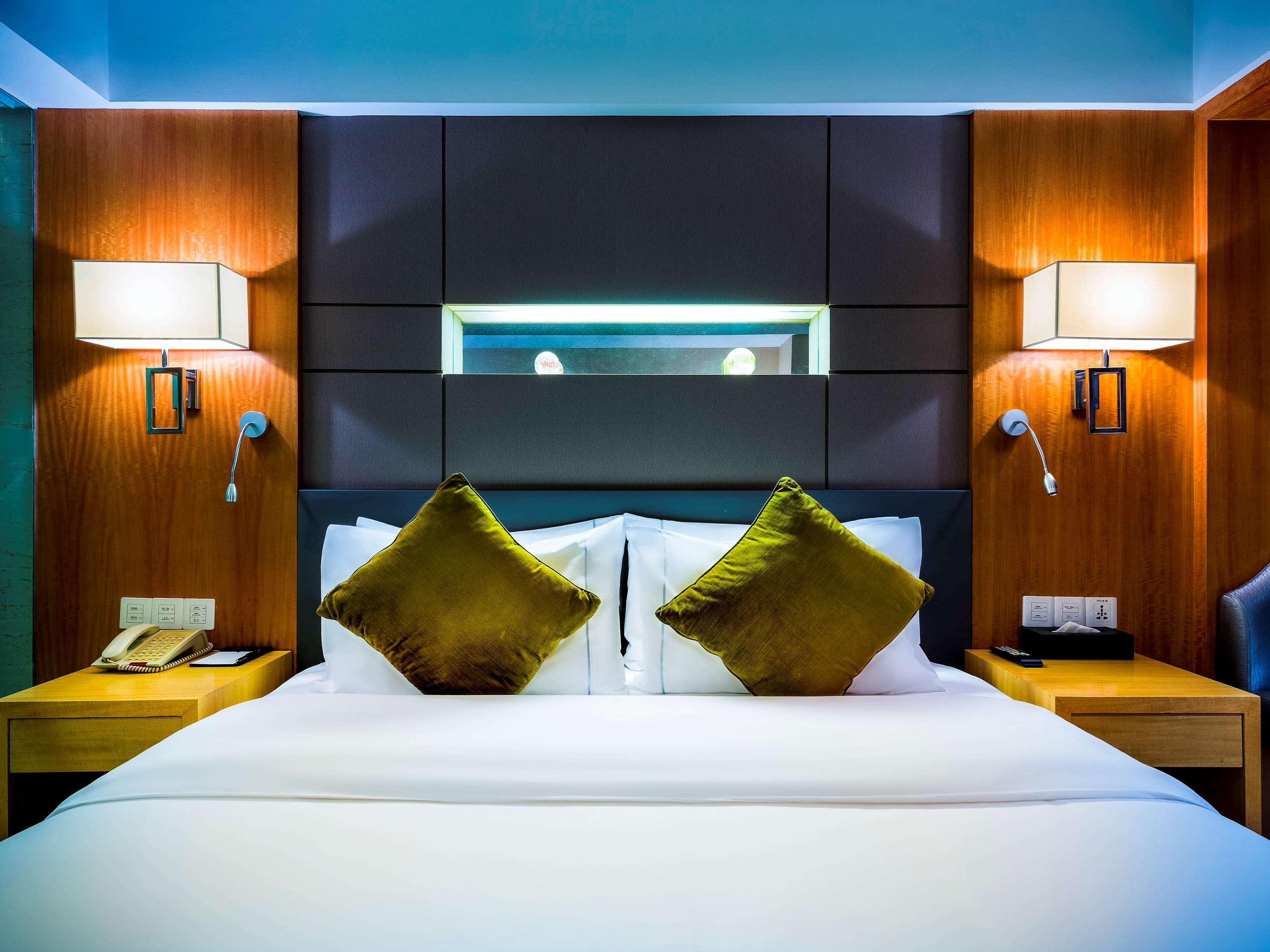 Double Superior King Bed