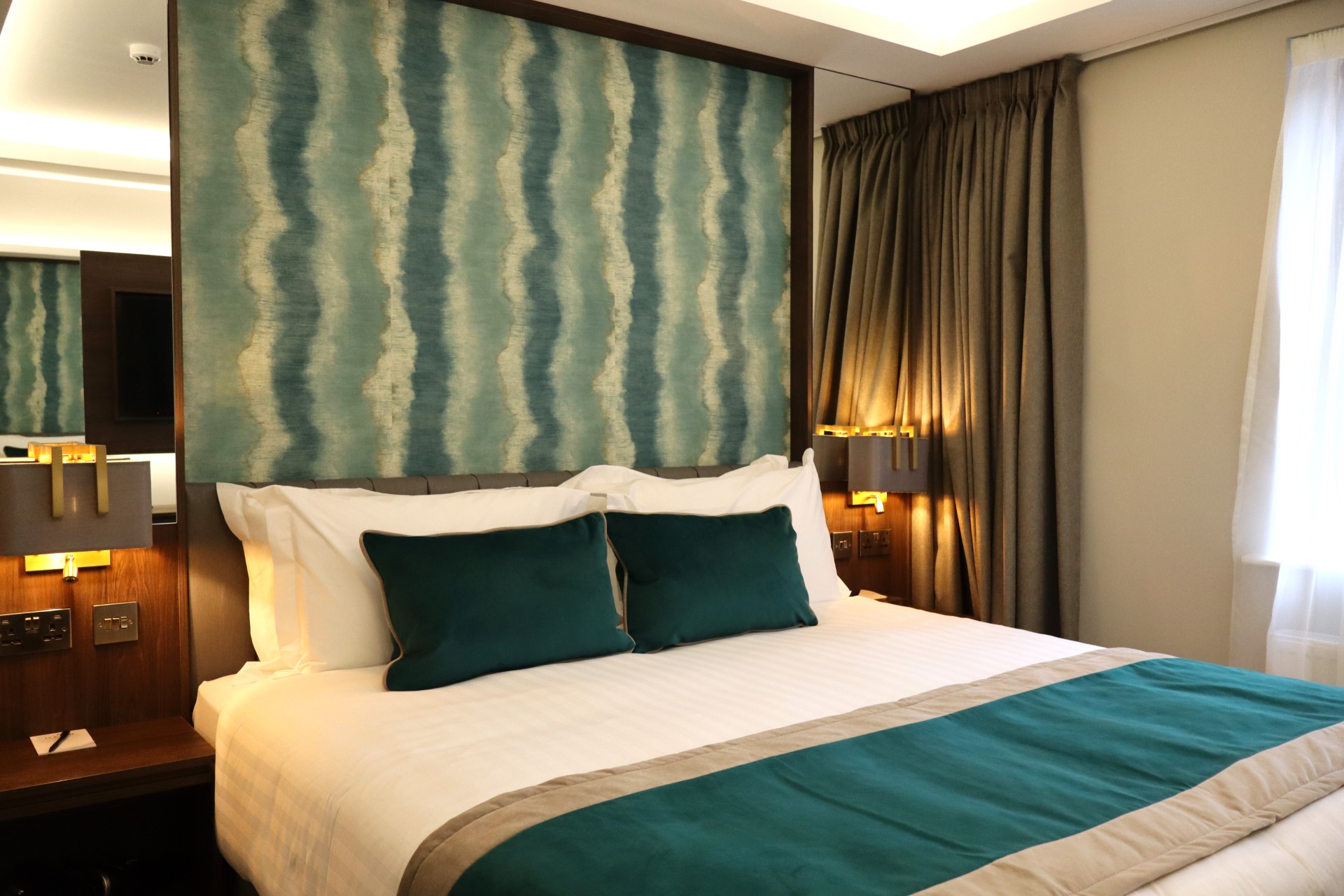 Double Classic Deluxe