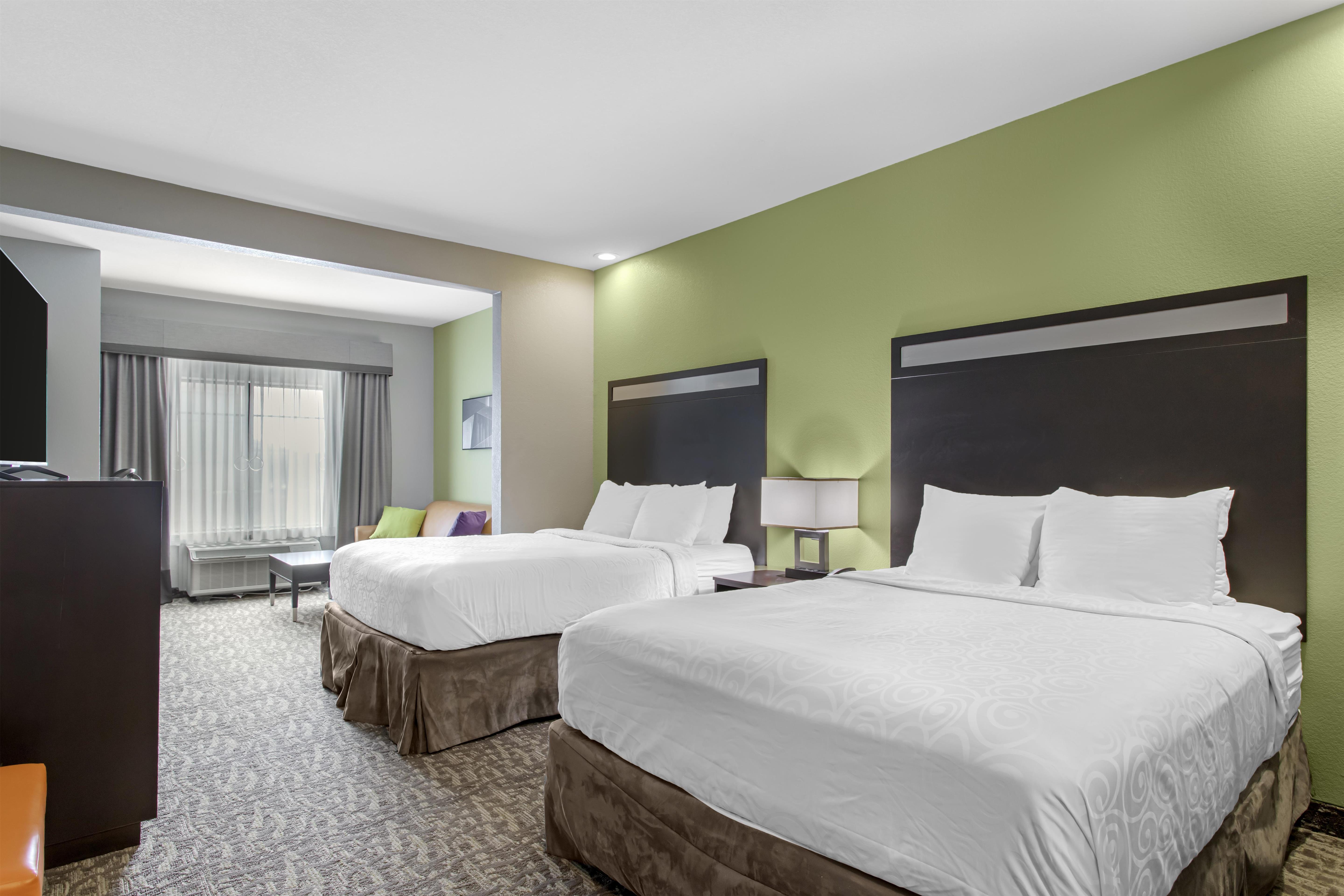 Suite Two Queen Beds