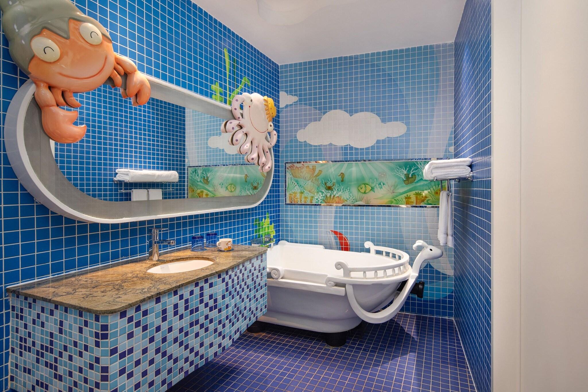 Family Room King Size Bed