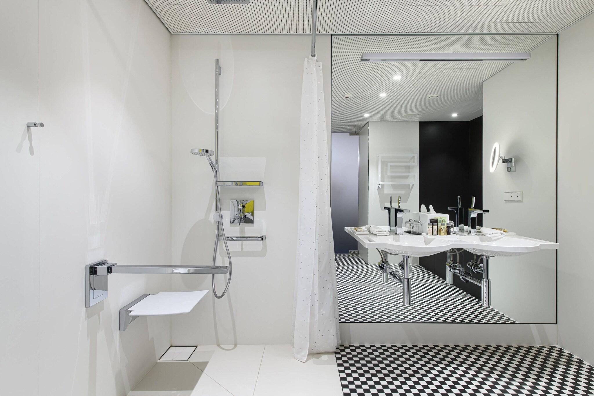 Suite King Bed One Bedroom 