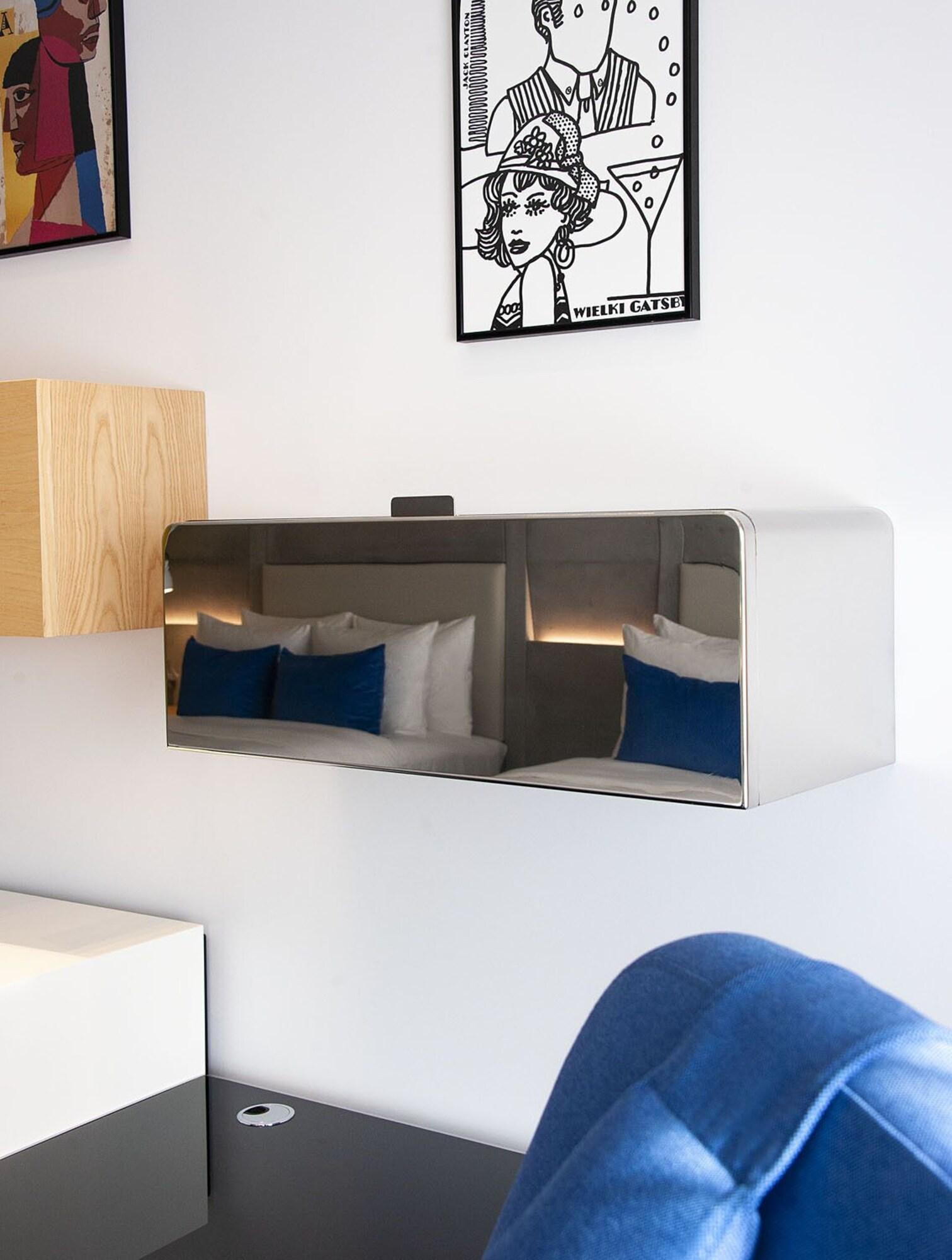 Double King Size Bed