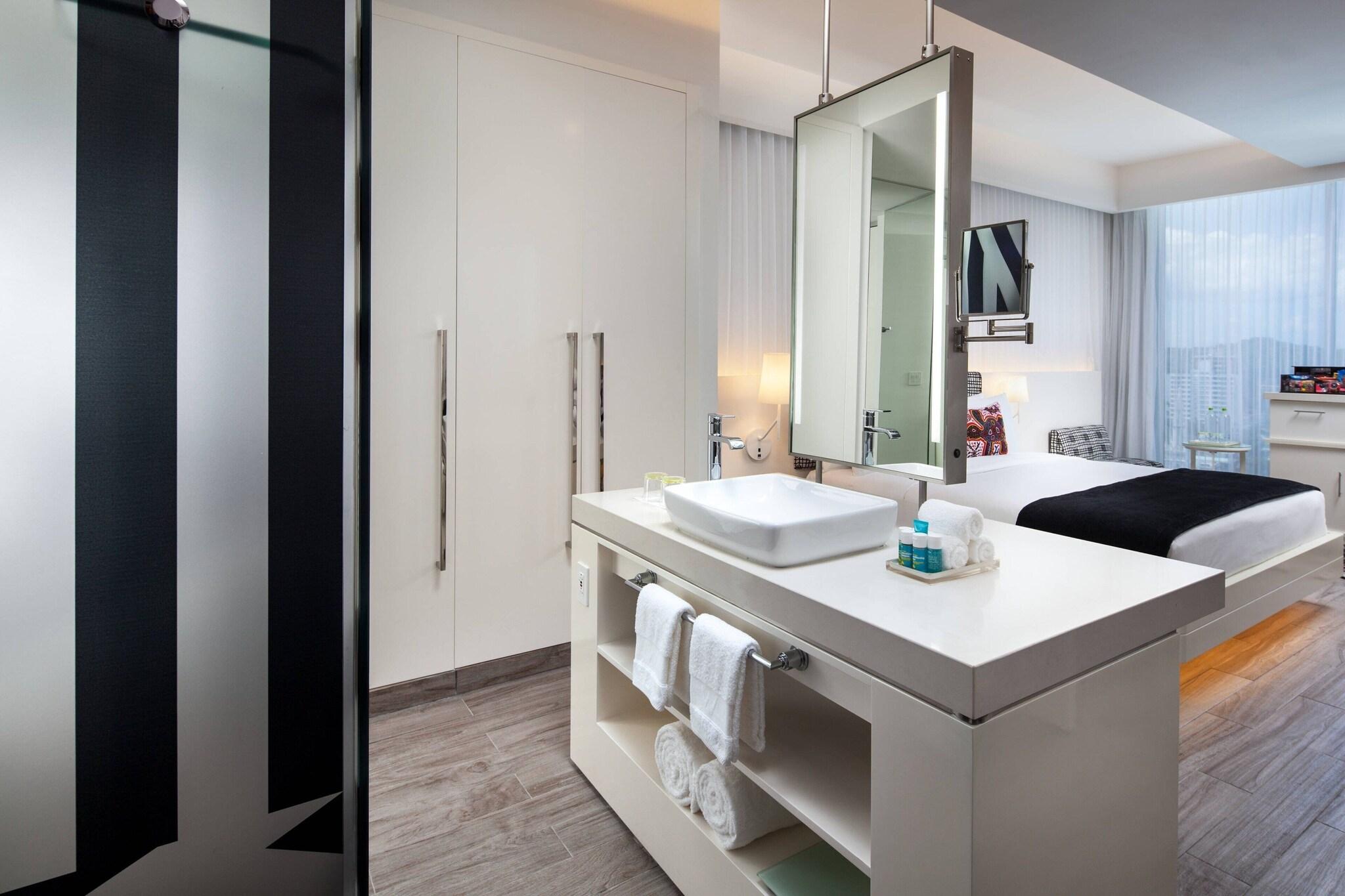 Double City View King Bed