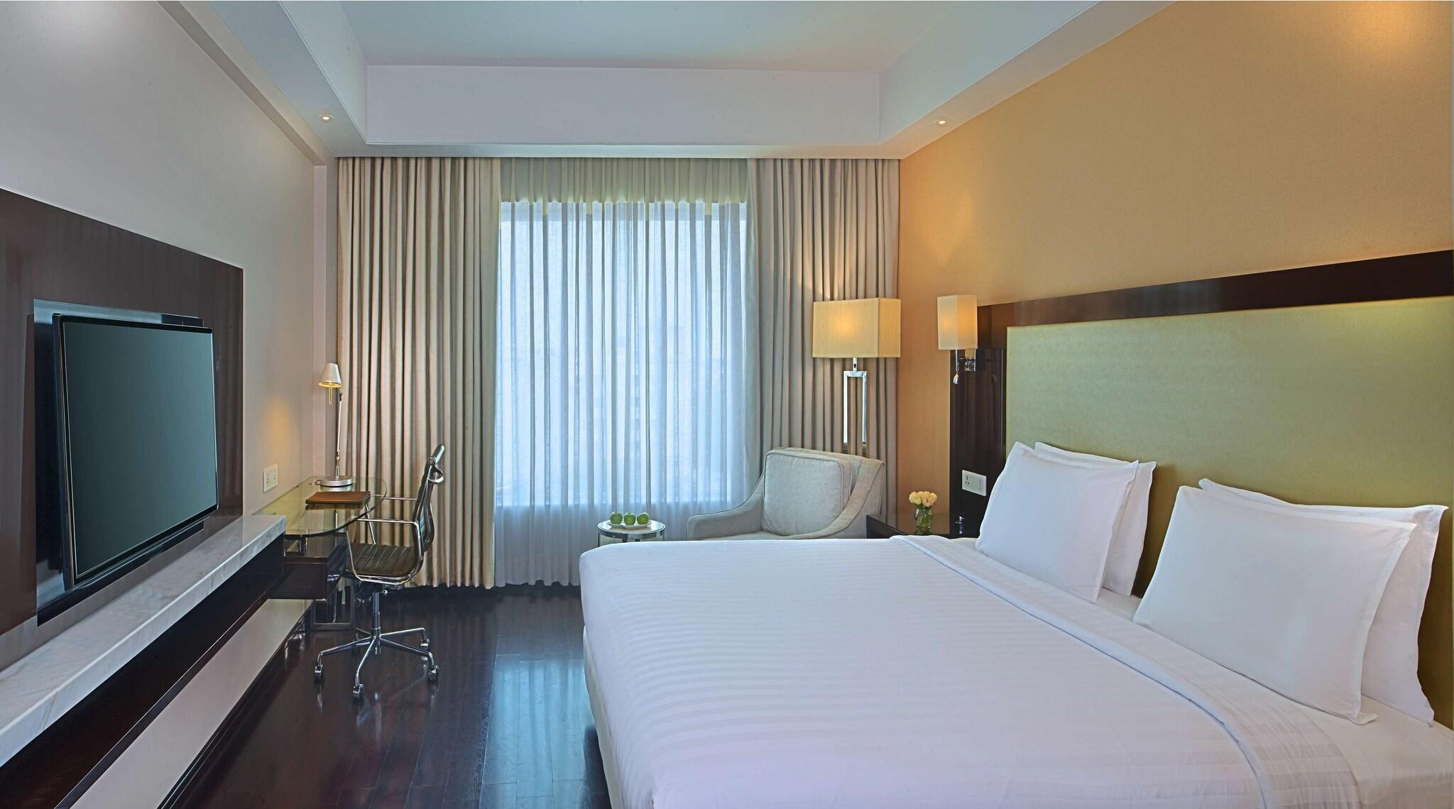 Twin Superior with Views