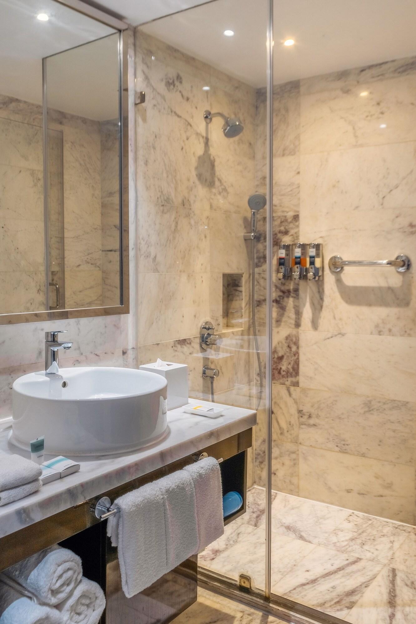 Double Superior with Views