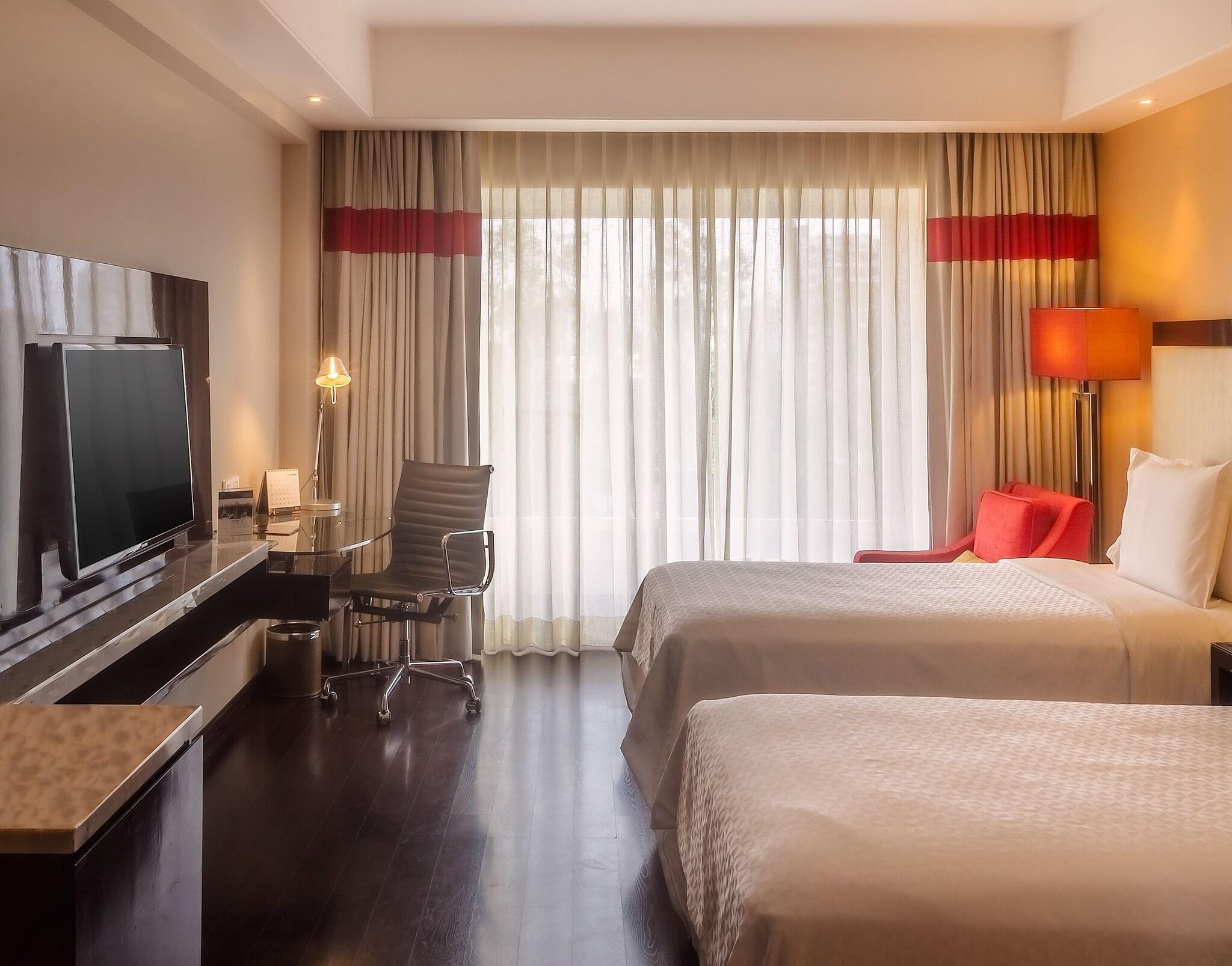 Double Superior with Views