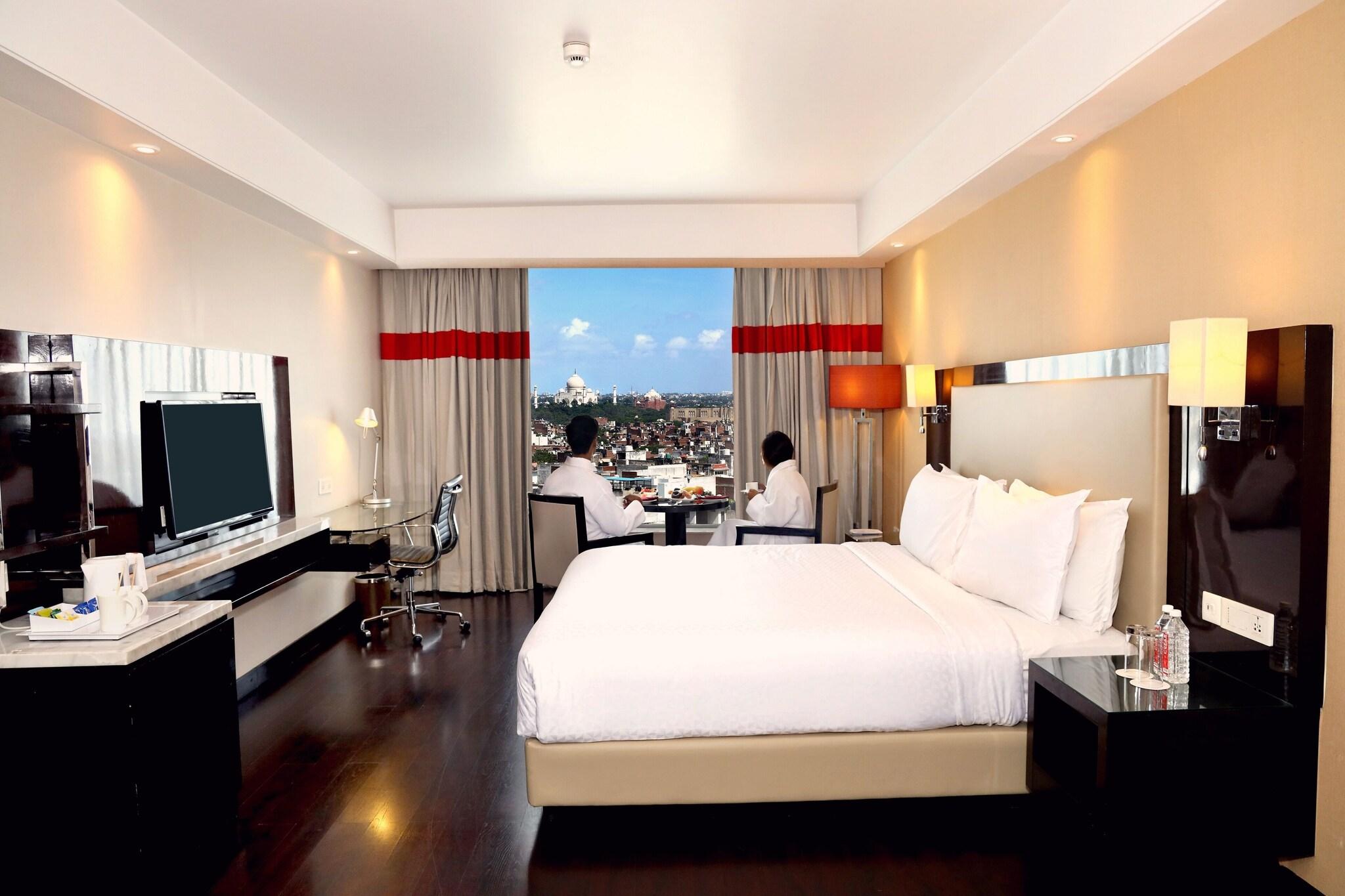 Double Executive King Bed