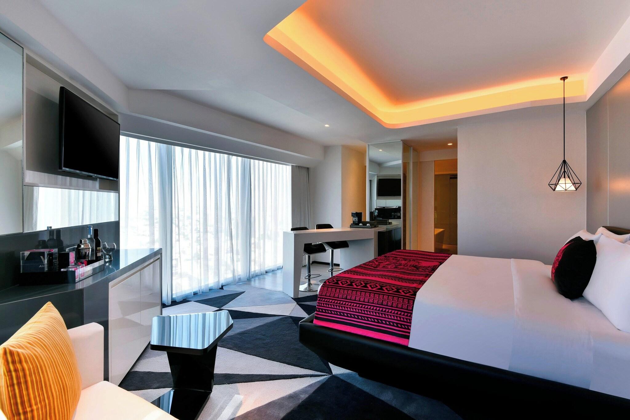 Double Premier King Bed