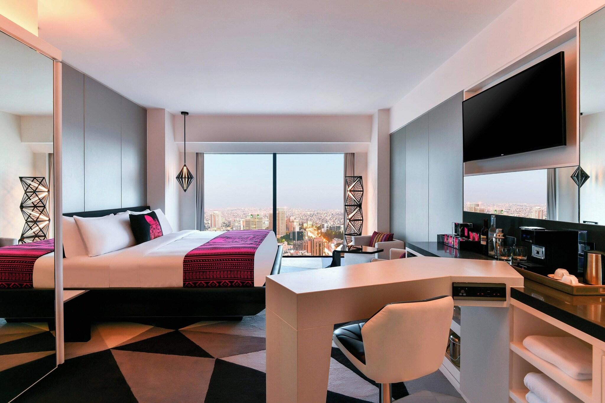 Double Deluxe King Bed