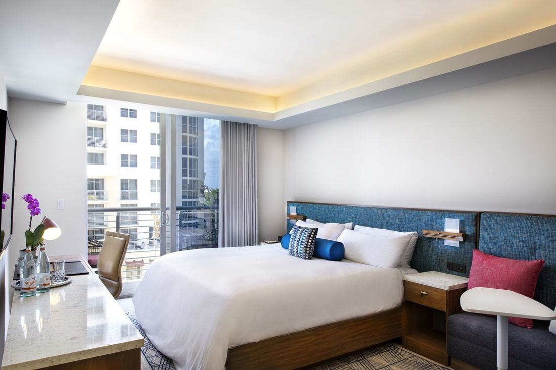 Double Deluxe King Bed