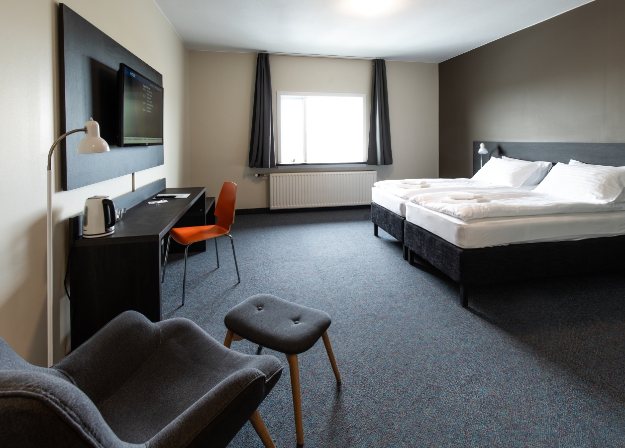 Double or Twin Standard