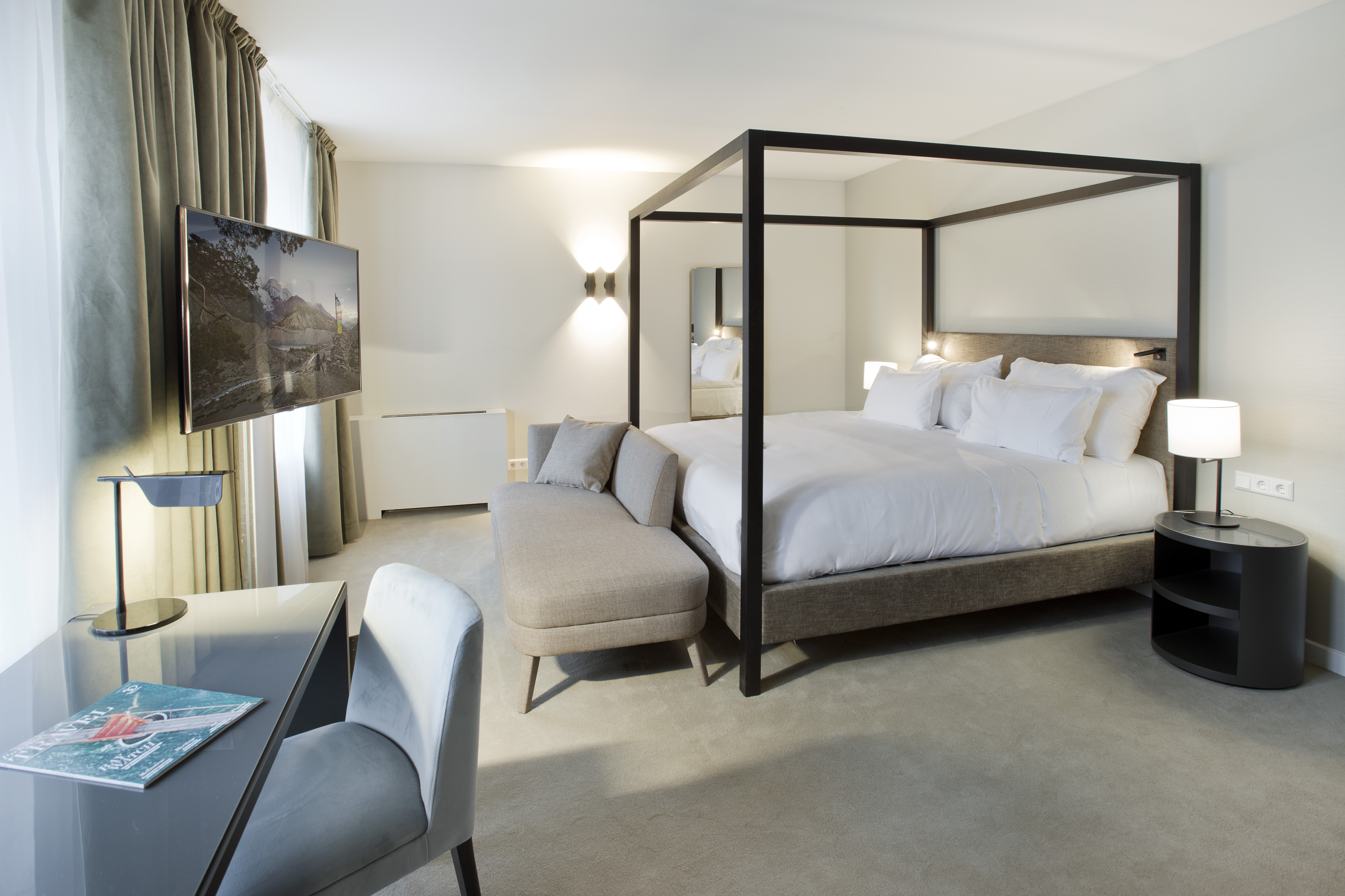 Double or Twin Deluxe