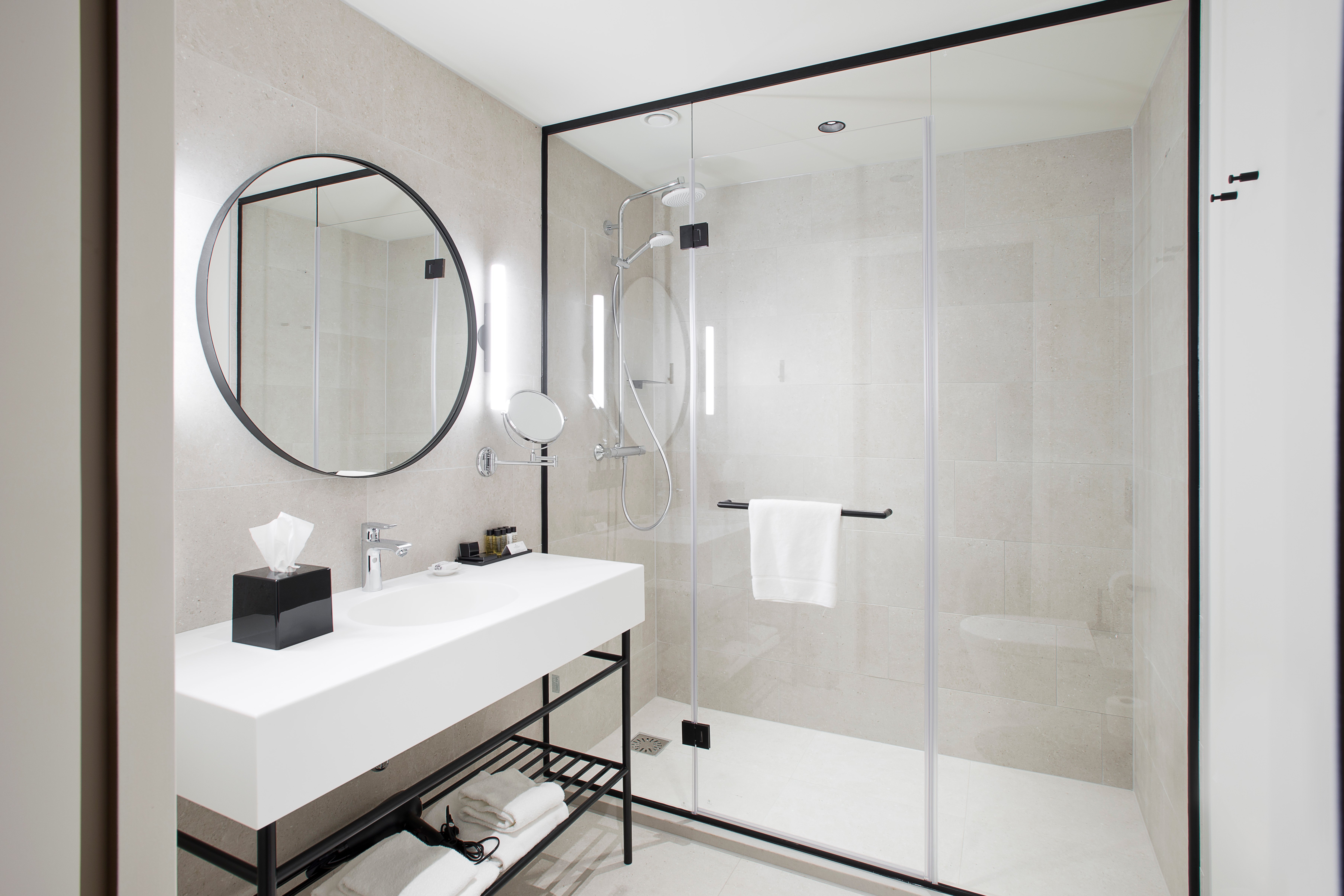 Double or Twin Deluxe