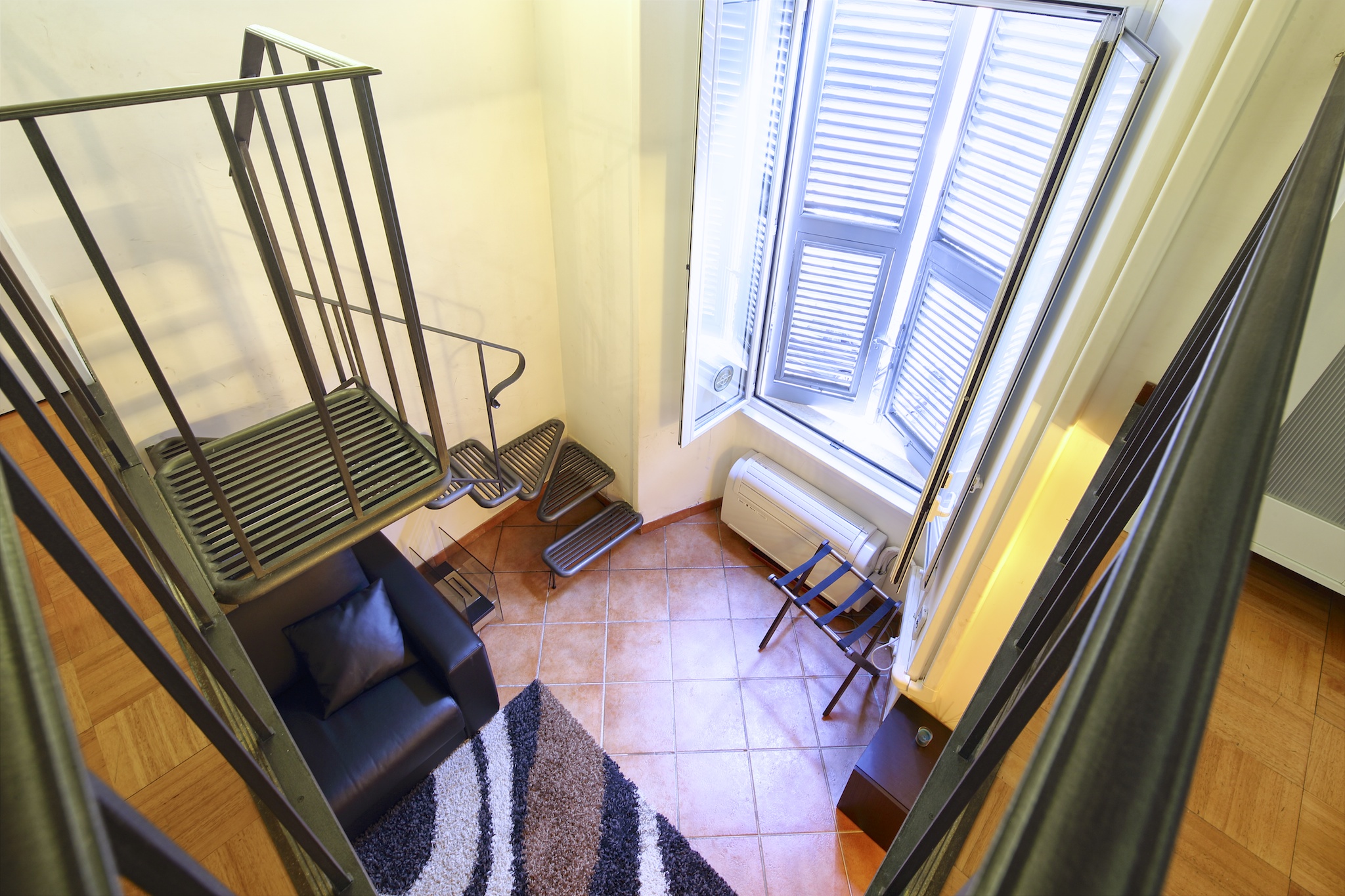 Apartment Capacity 3