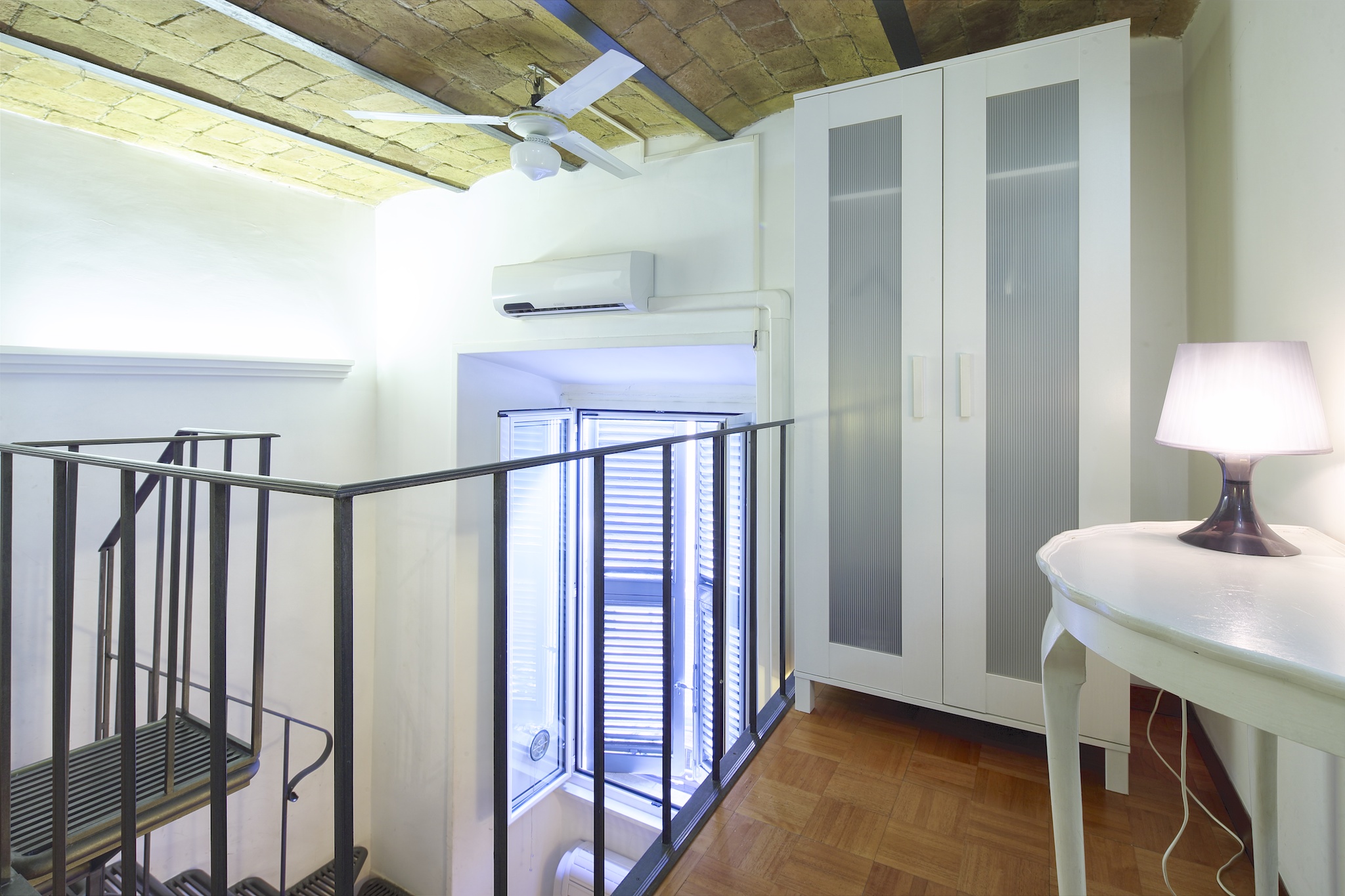 Apartment Capacity 3