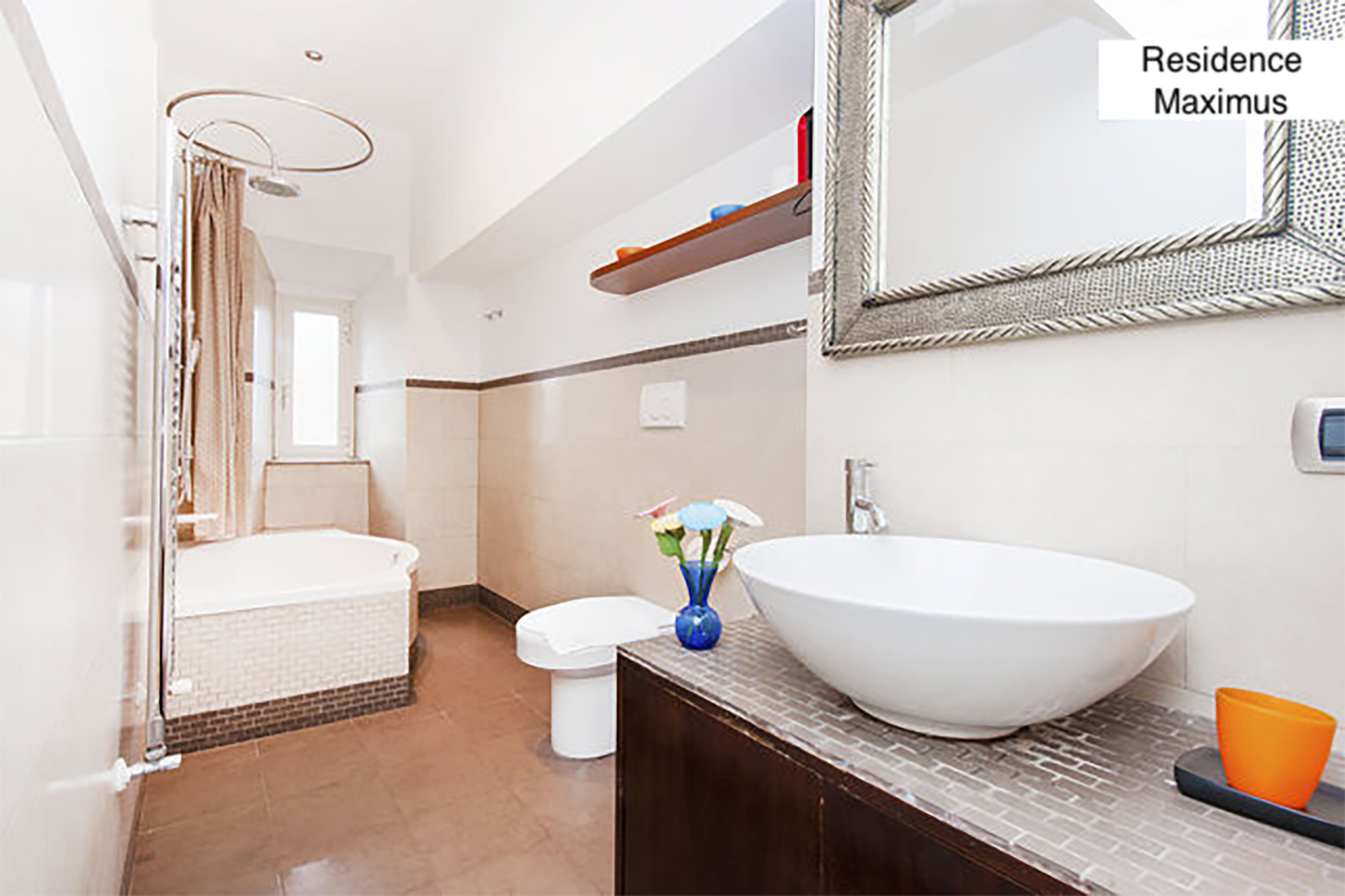 Apartment Capacity 5