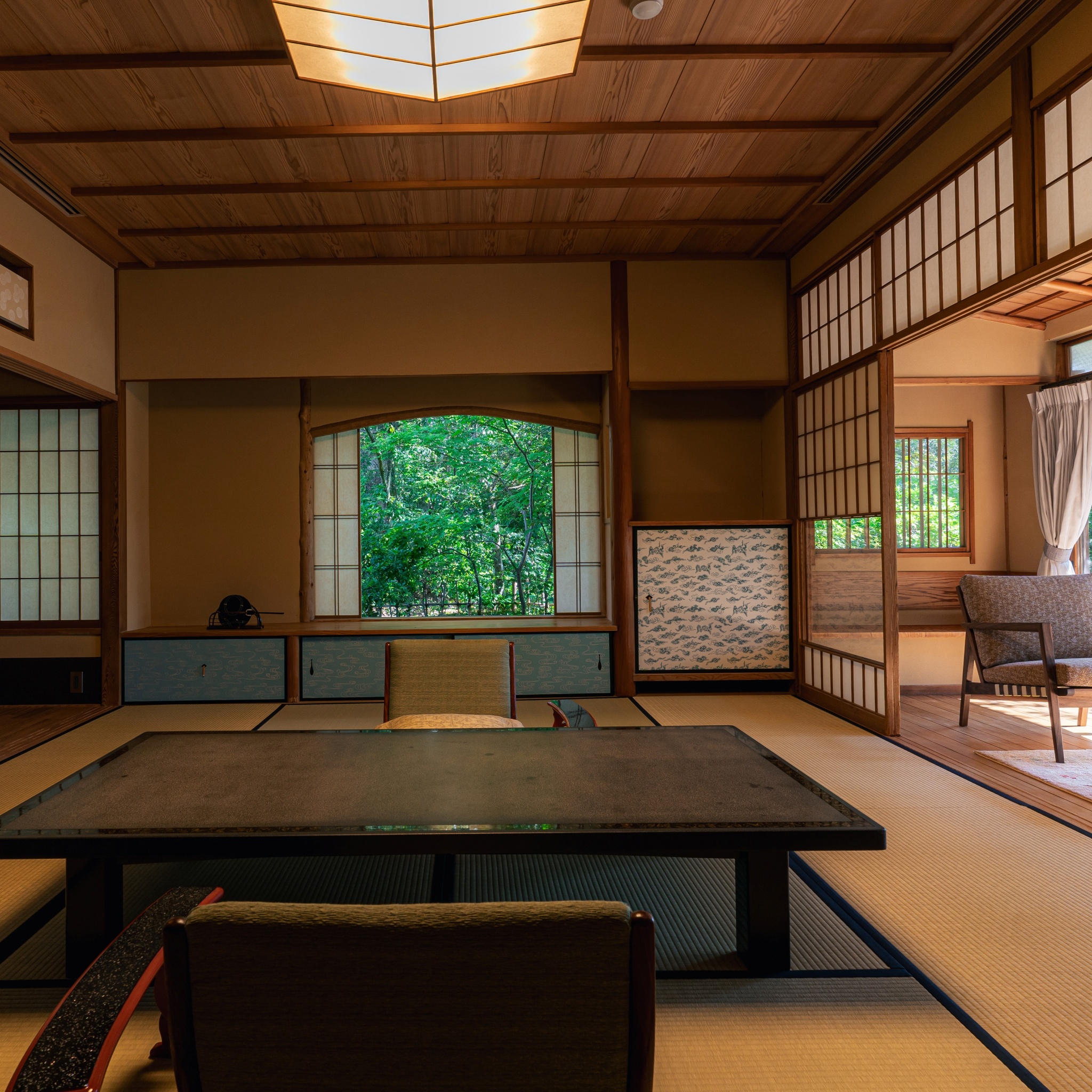 Family Room Capacity 4