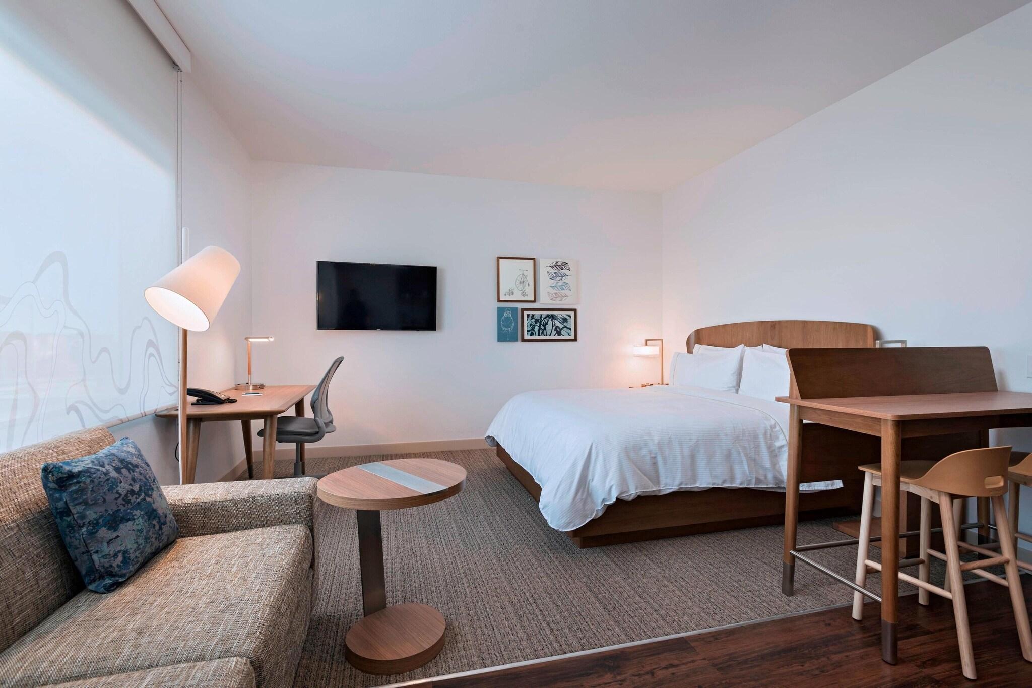 Studio King Size Bed