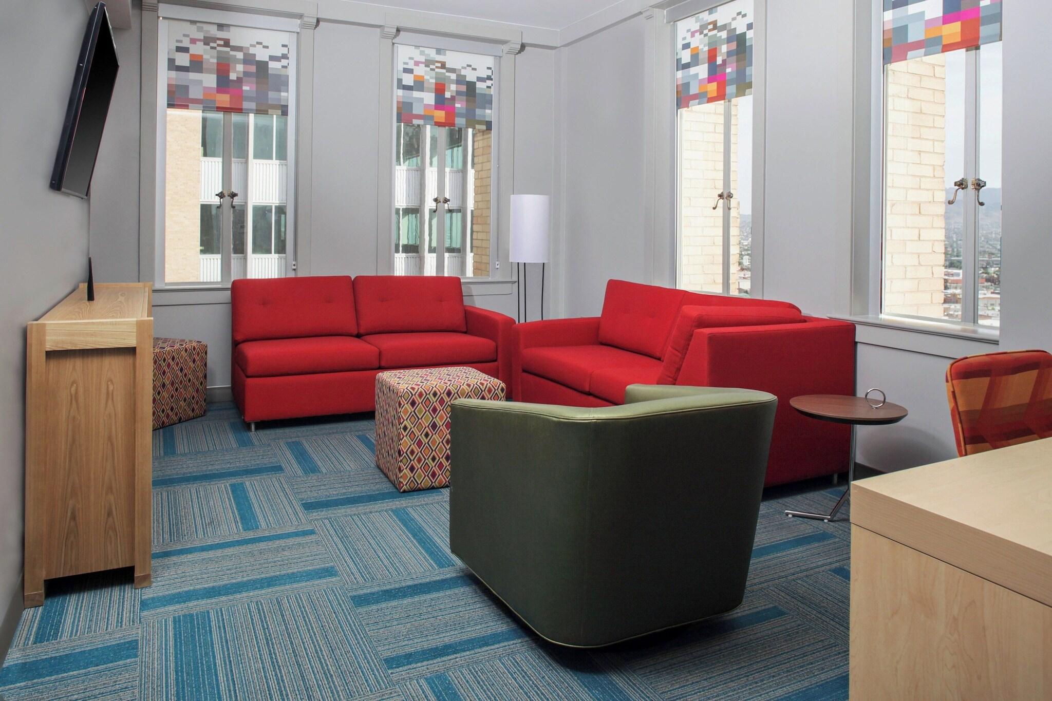 Suite Accessible Executive Room