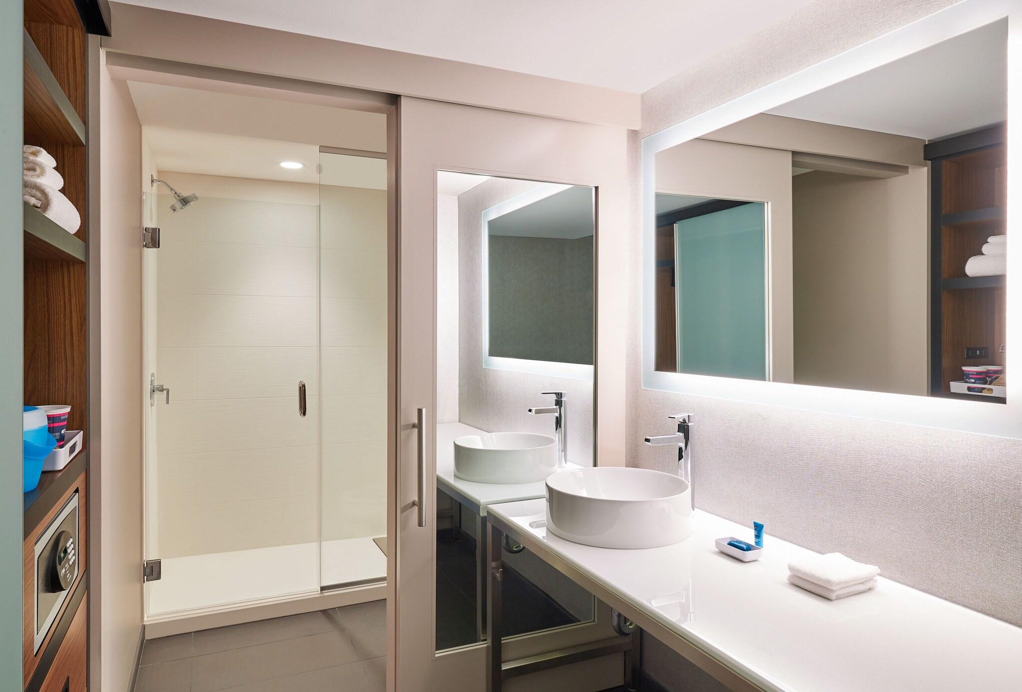 Double Two Queen Beds