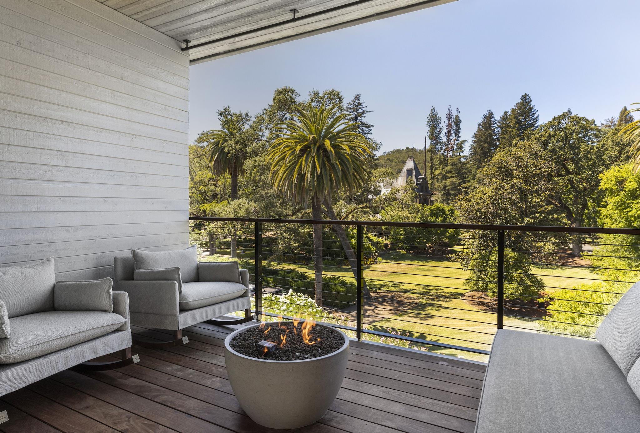 Double Deluxe with Views