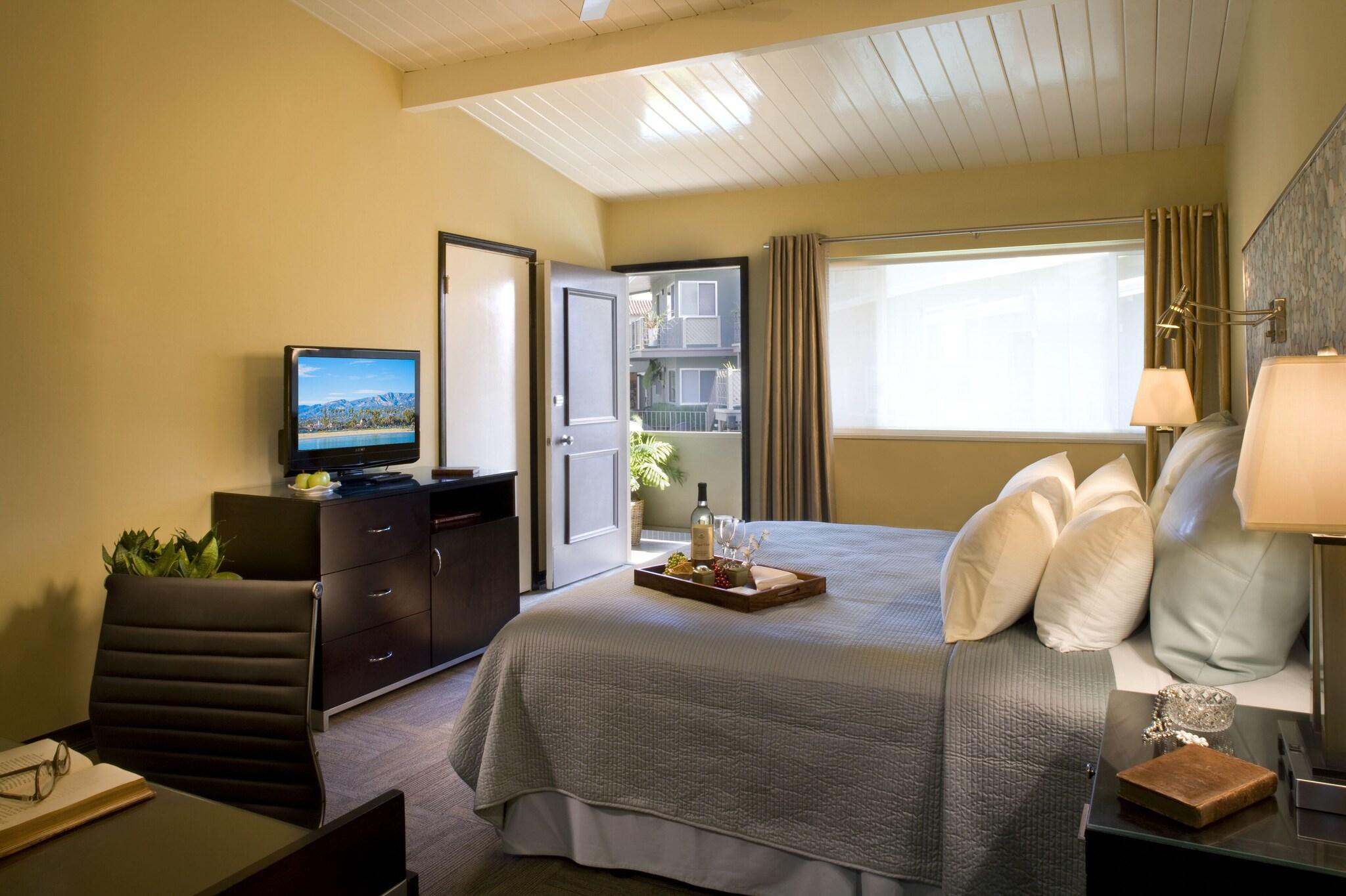 Double Superior King Bed